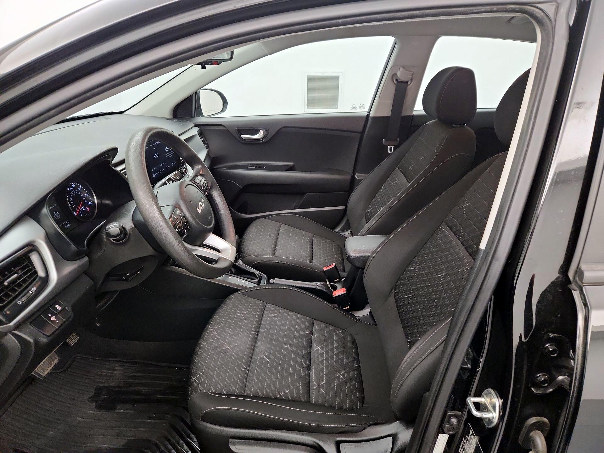 Thumbnail: 2023 Kia Rio - 11