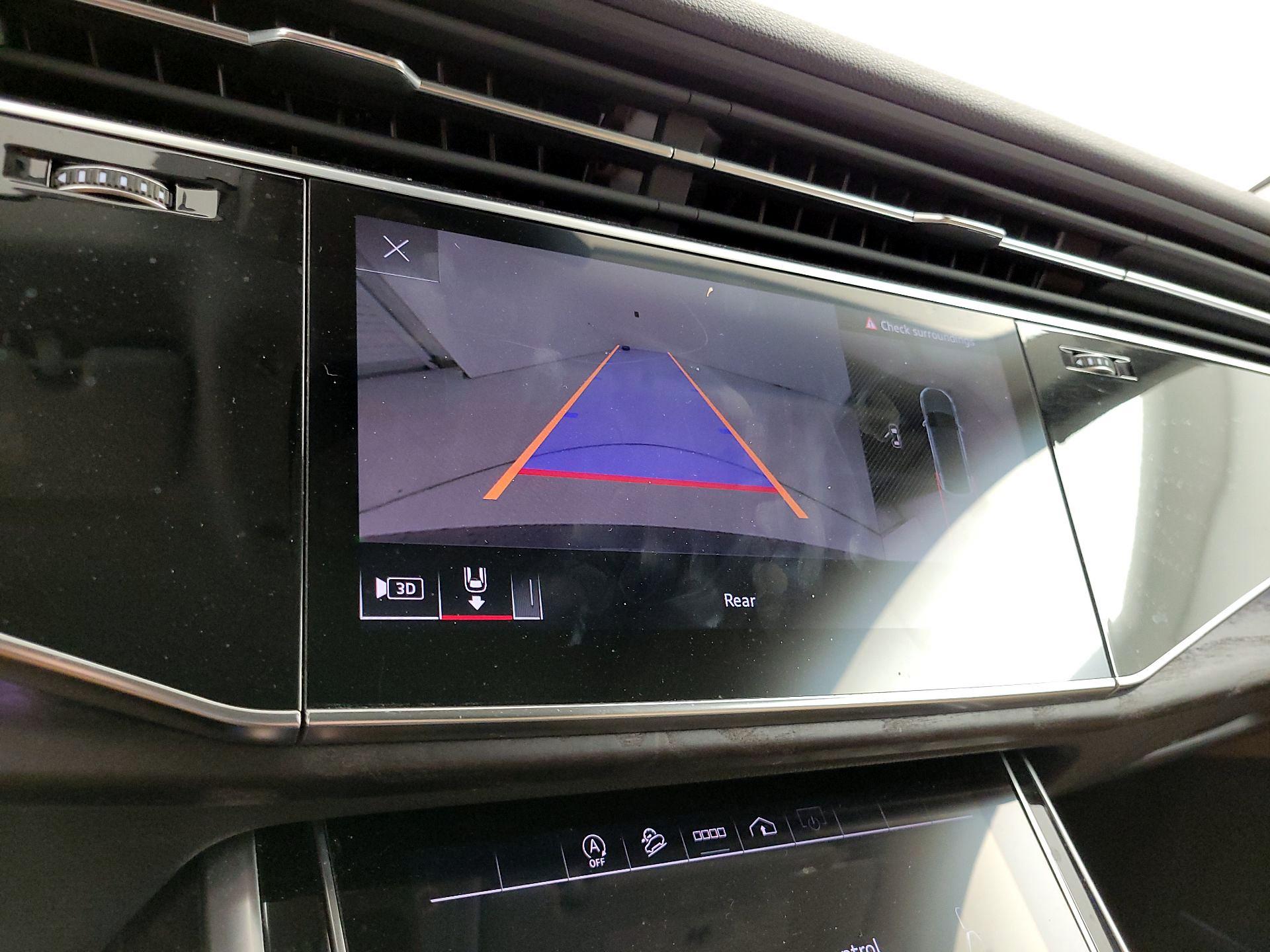 Thumbnail: 2021 Audi Q8 - 15