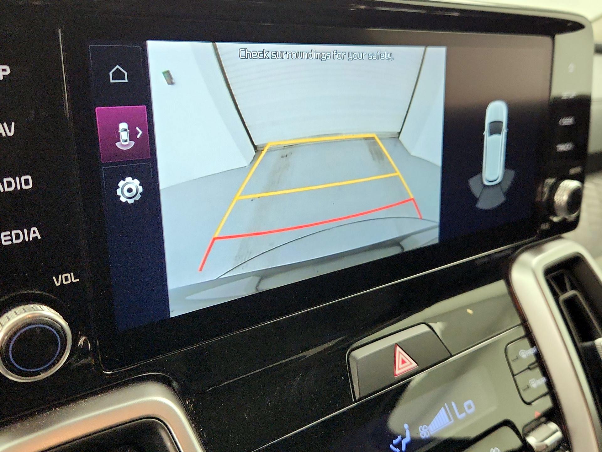 Thumbnail: 2022 Kia Sorento - 15