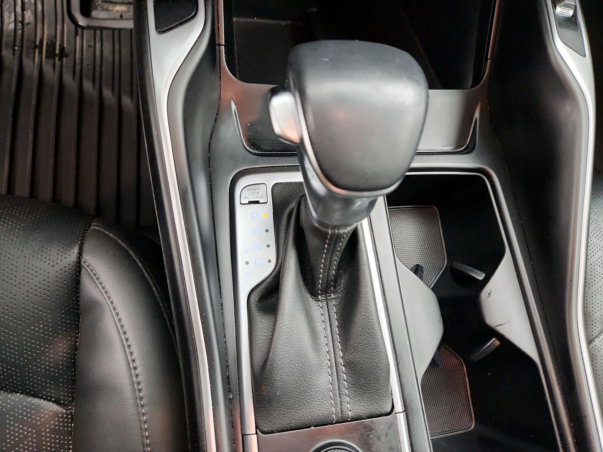 Thumbnail: 2022 Kia Sorento - 18