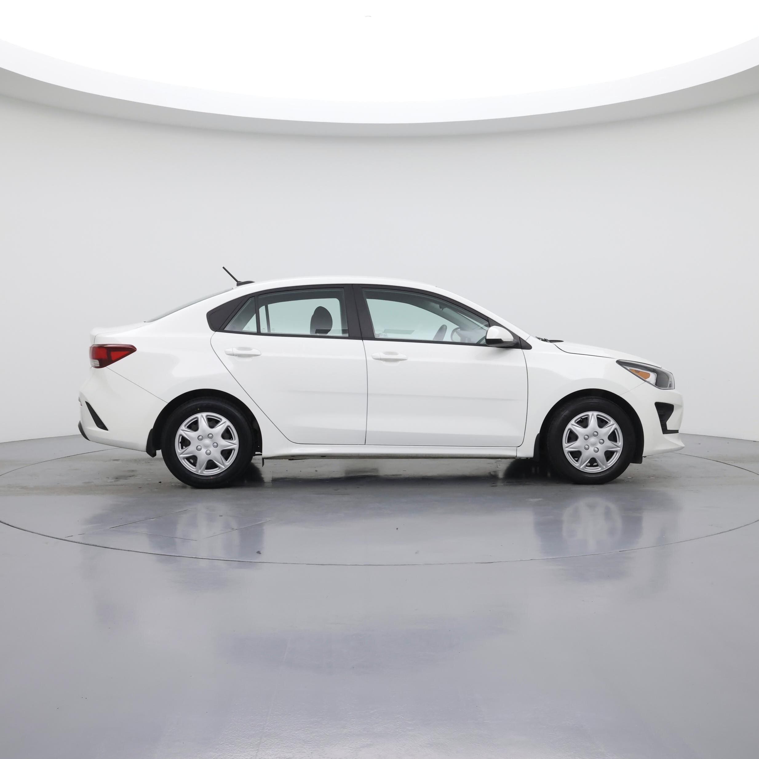 Thumbnail: 2023 Kia Rio - 7