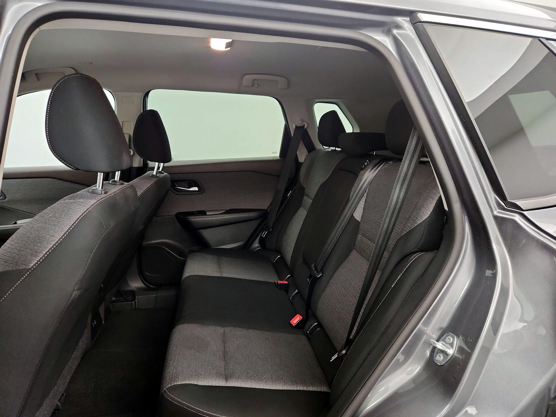 Thumbnail: 2023 Nissan Rogue - 19