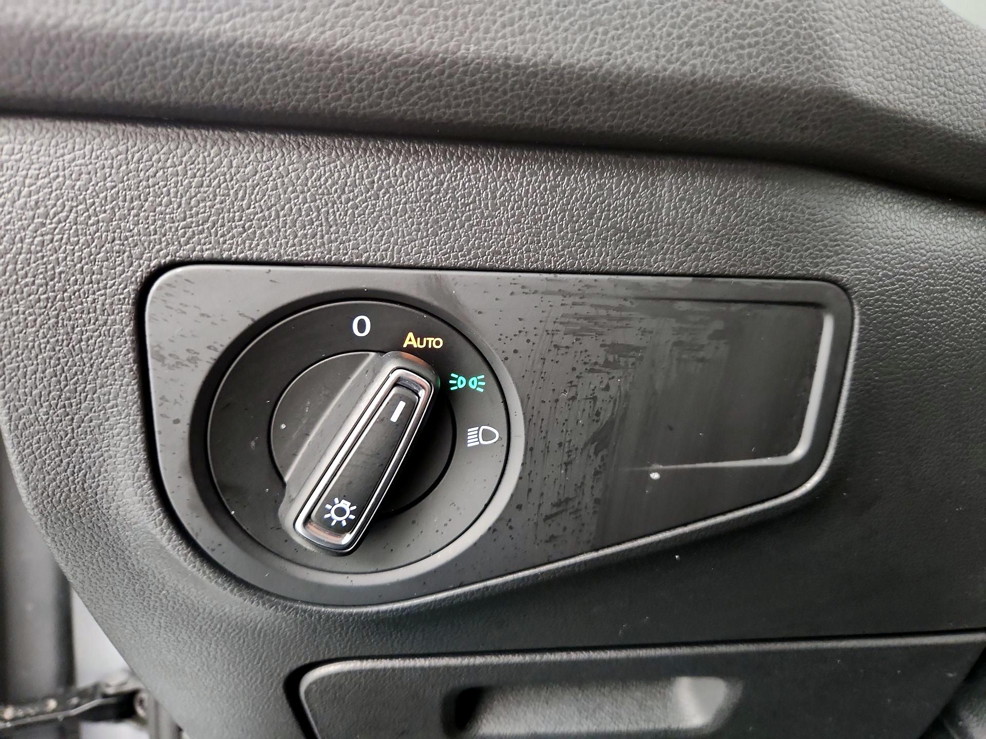 Thumbnail: 2024 Volkswagen Tiguan - 13