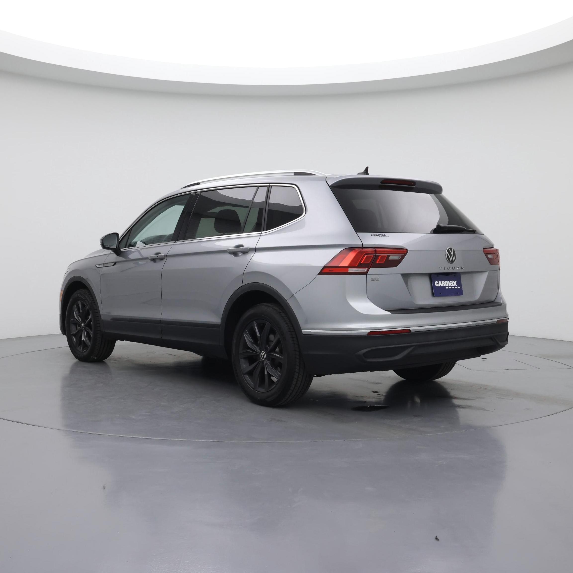 Thumbnail: 2024 Volkswagen Tiguan - 2