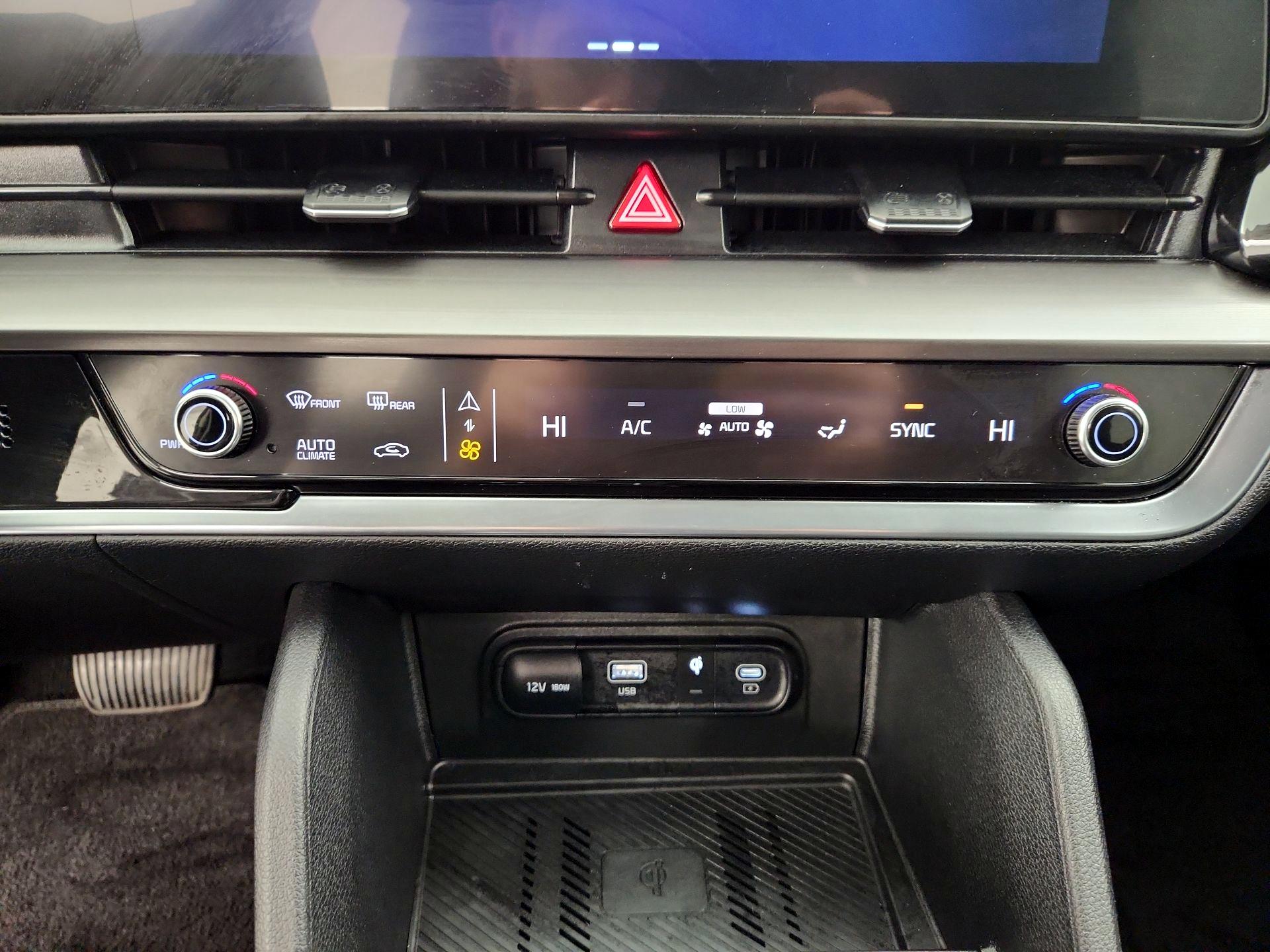 Thumbnail: 2024 Kia Sportage - 17