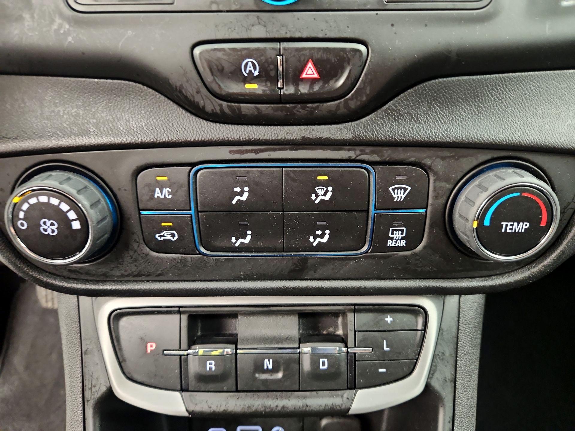 Thumbnail: 2023 GMC Terrain - 16