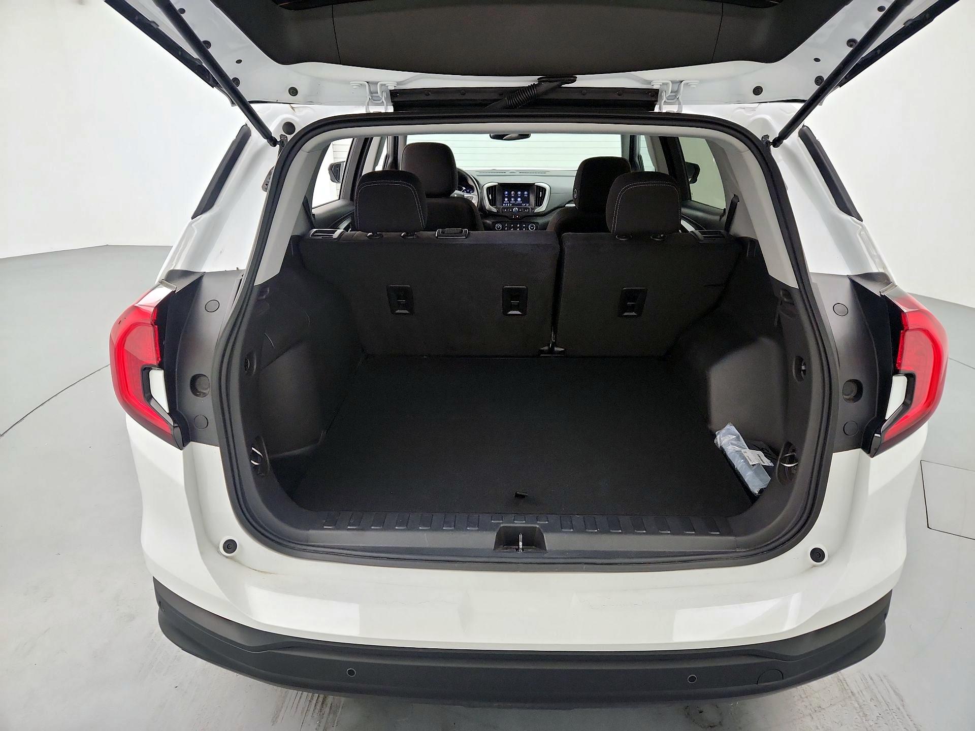 Thumbnail: 2023 GMC Terrain - 20