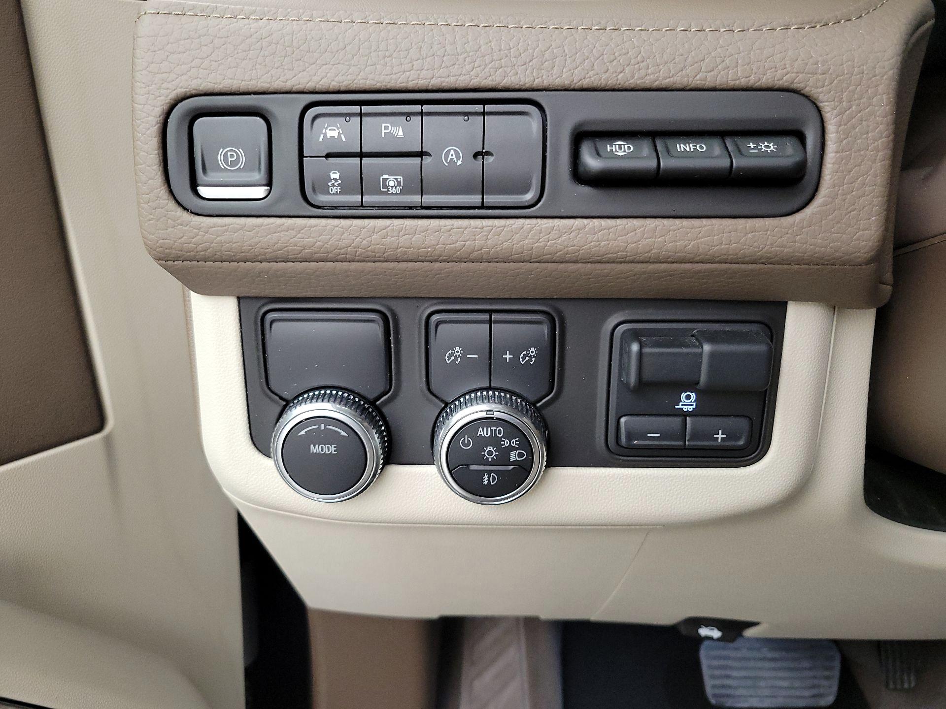 Thumbnail: 2023 GMC Yukon - 13