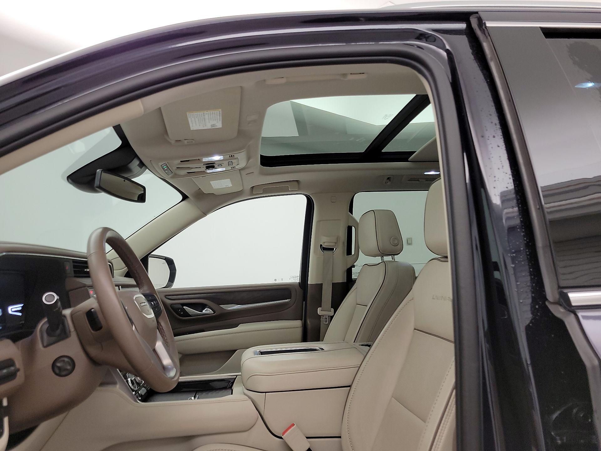 Thumbnail: 2023 GMC Yukon - 20