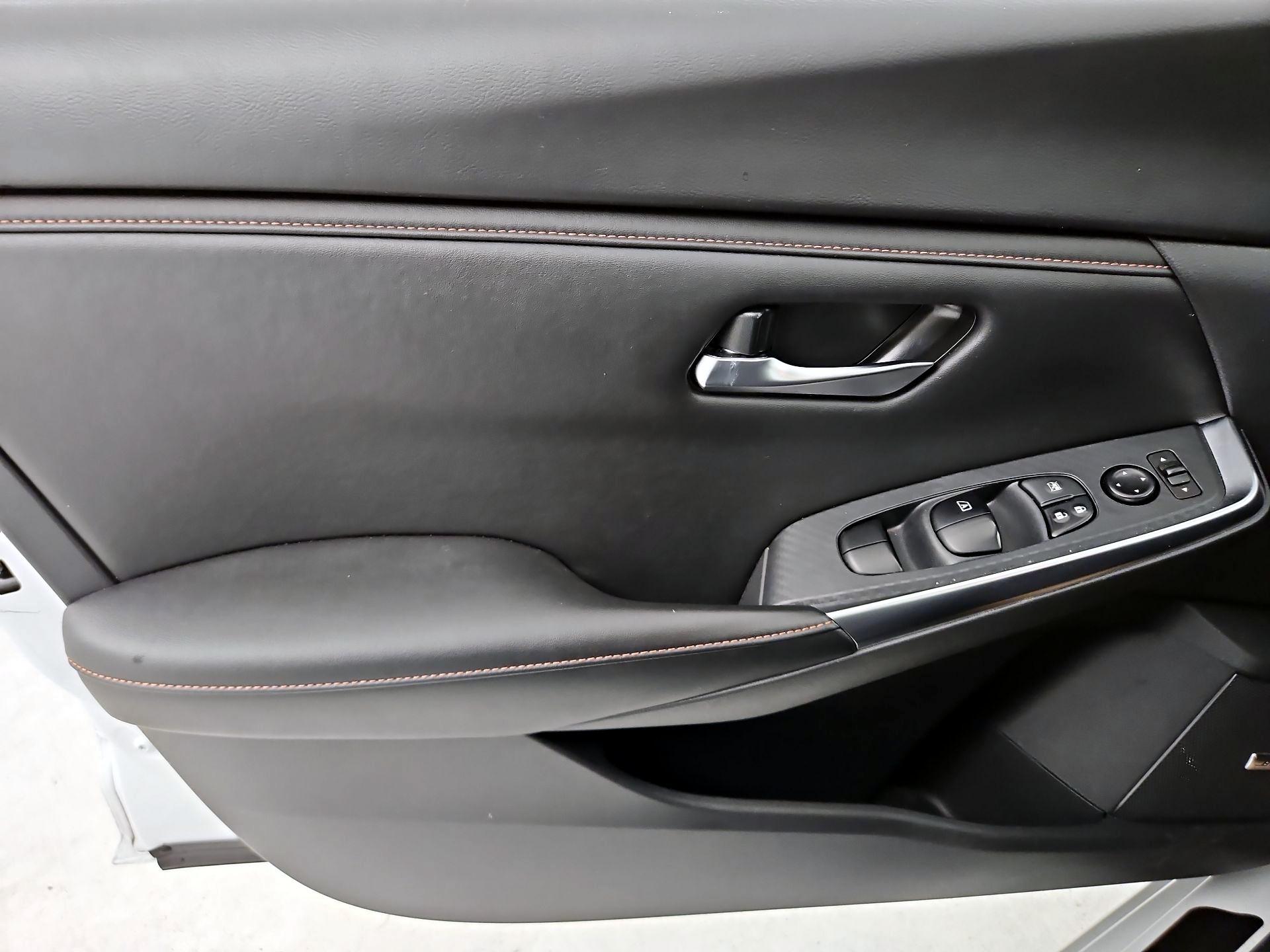 Thumbnail: 2023 Nissan Sentra - 12