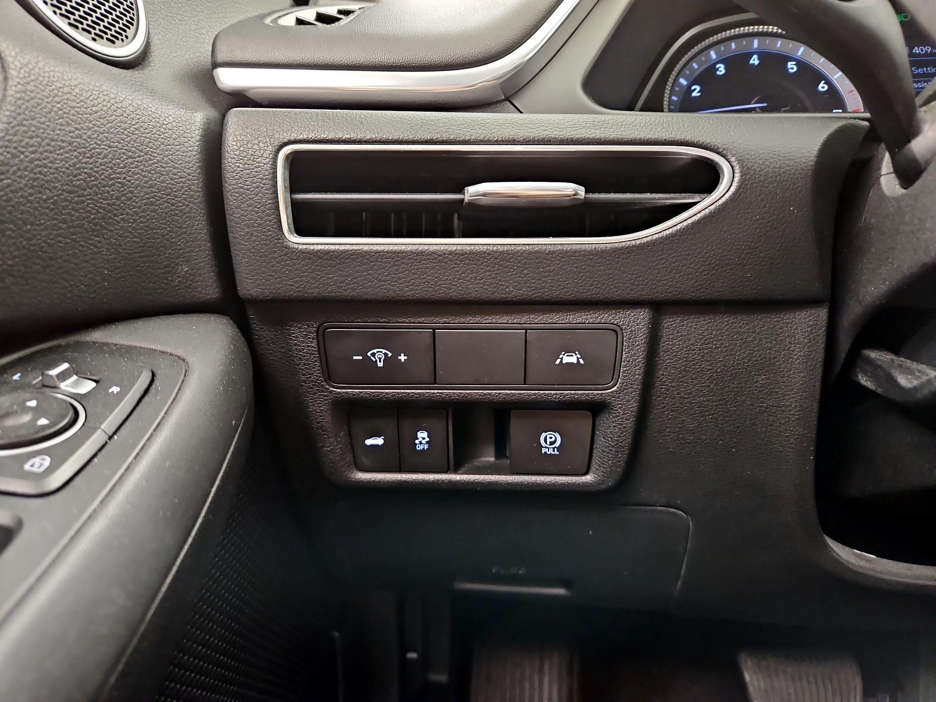 Thumbnail: 2020 Hyundai Sonata - 13