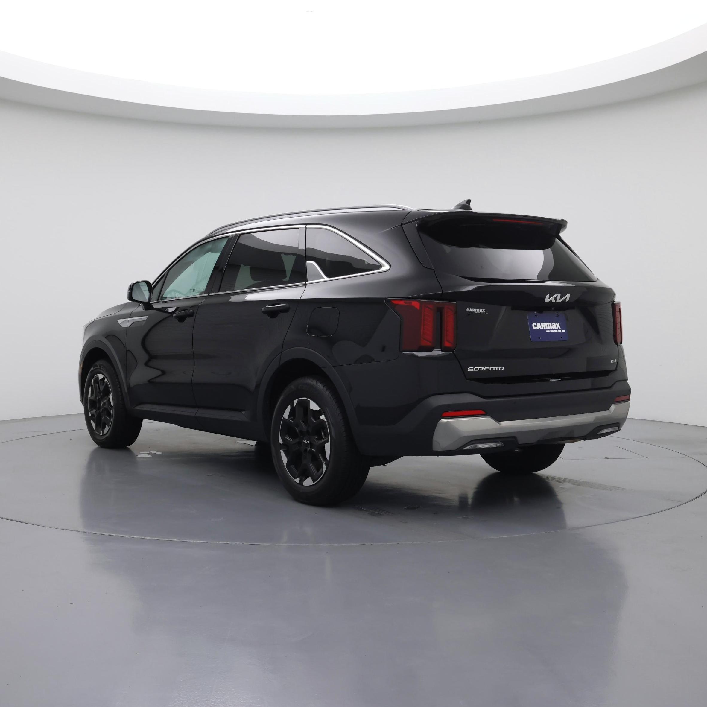 Thumbnail: 2024 Kia Sorento - 2