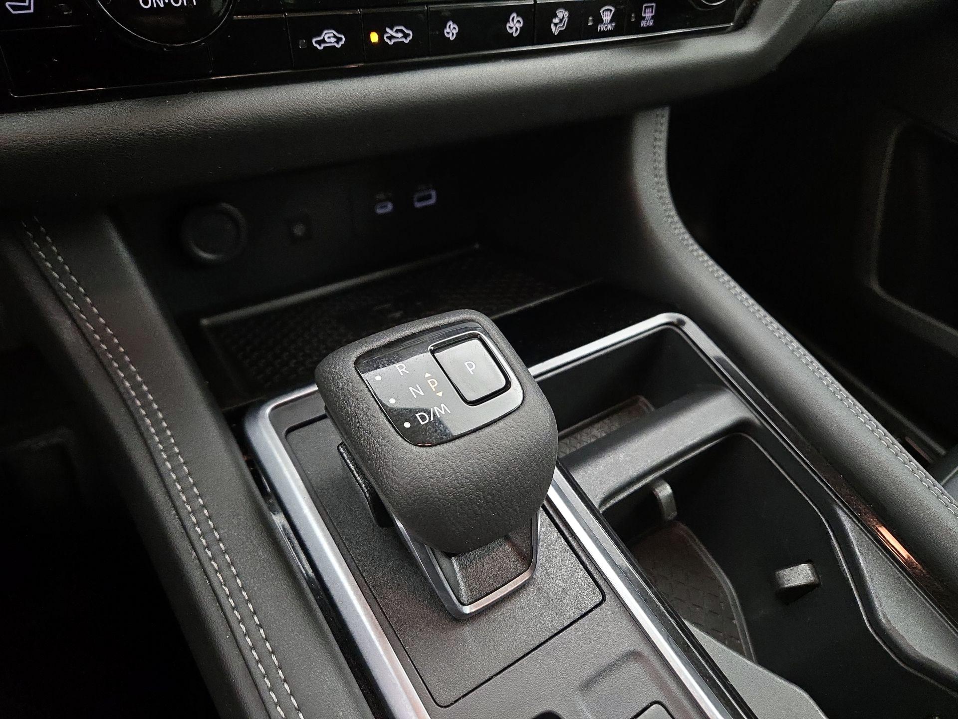 Thumbnail: 2024 Nissan Pathfinder - 17