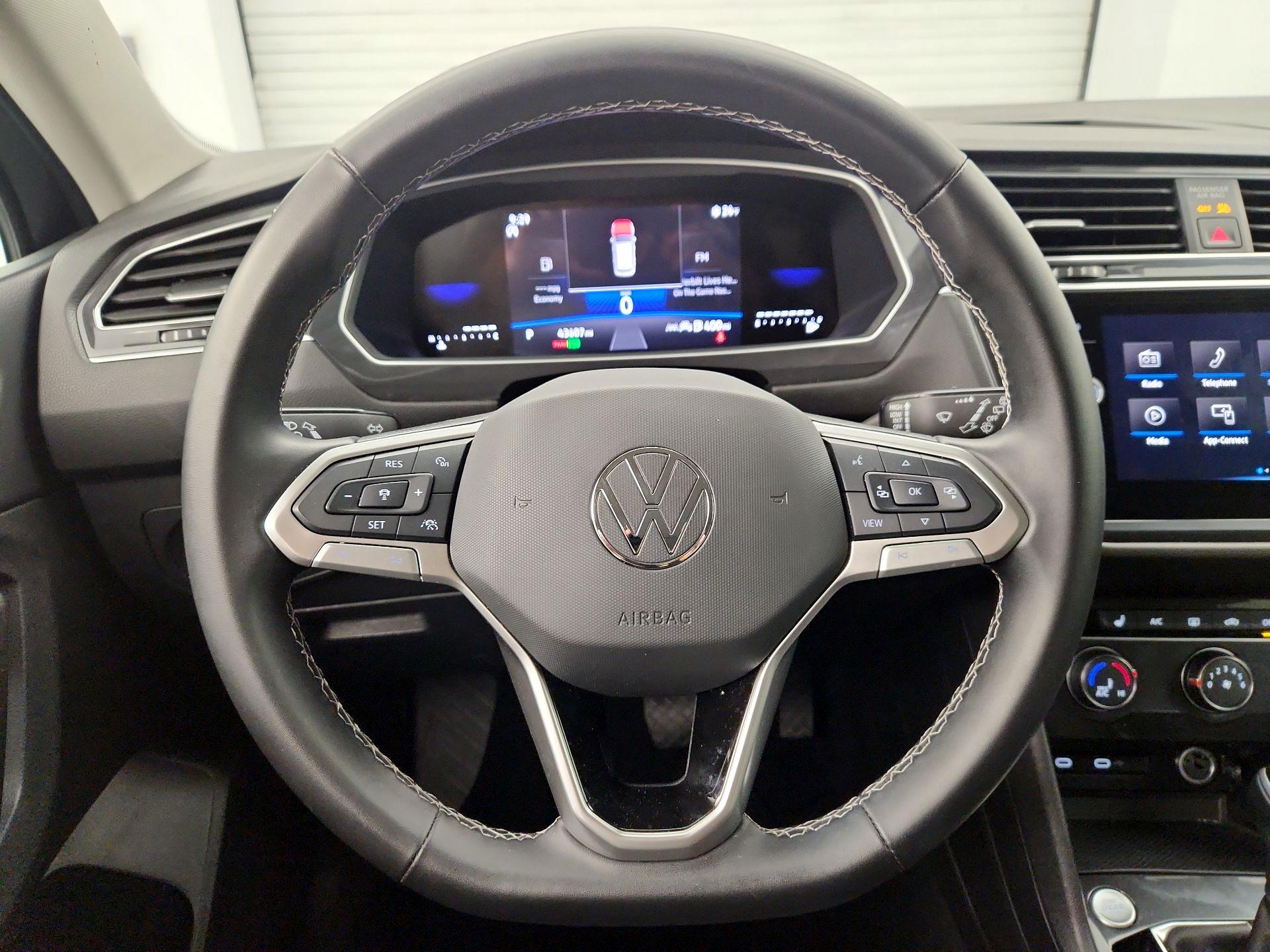 Thumbnail: 2024 Volkswagen Tiguan - 10