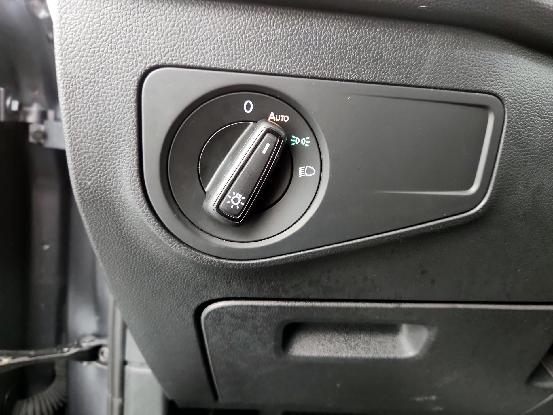 Thumbnail: 2024 Volkswagen Tiguan - 13