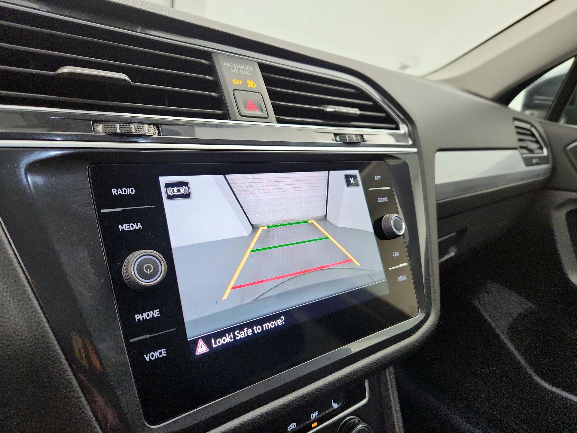 Thumbnail: 2024 Volkswagen Tiguan - 14