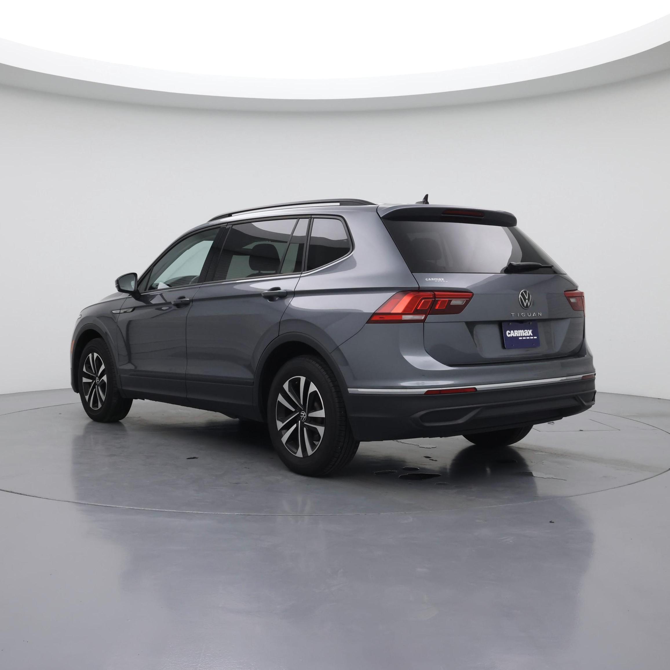 Thumbnail: 2024 Volkswagen Tiguan - 2