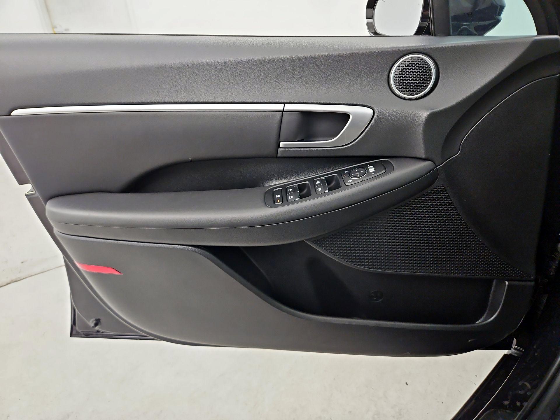 Thumbnail: 2024 Hyundai Sonata - 12