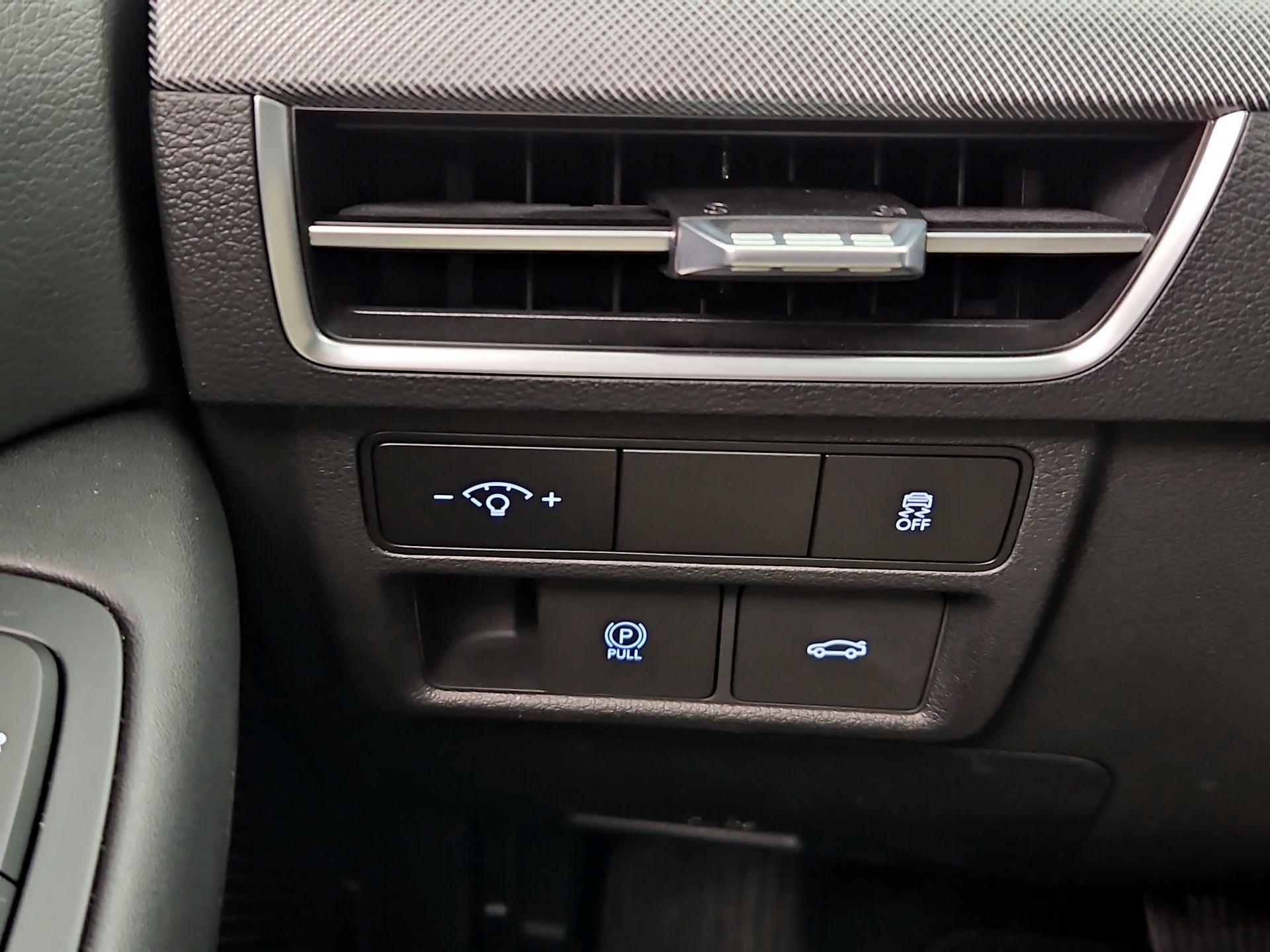 Thumbnail: 2024 Hyundai Sonata - 13