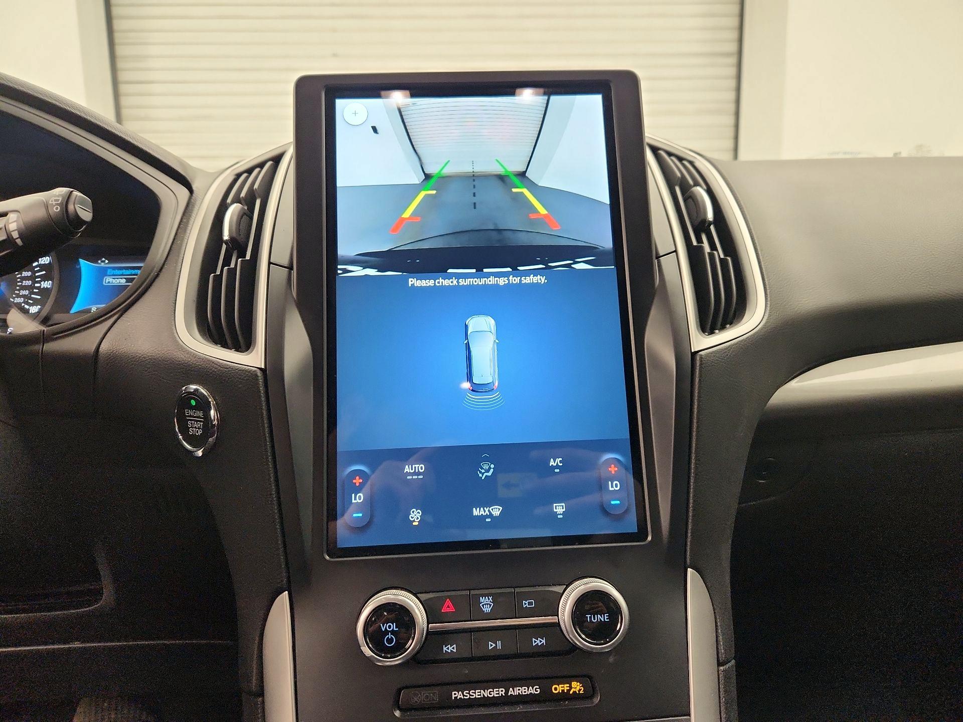 Thumbnail: 2022 Ford Edge - 14