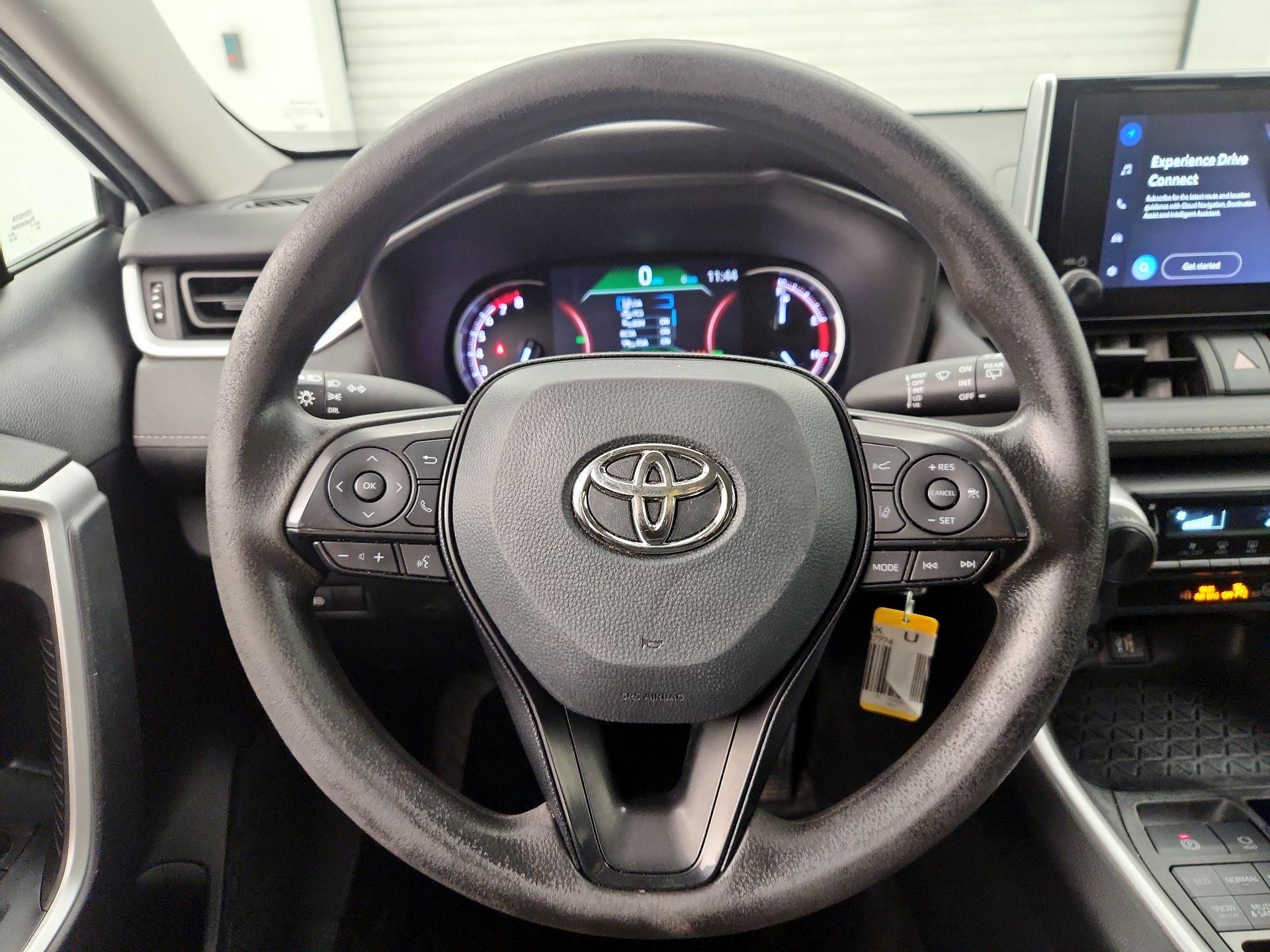 Thumbnail: 2023 Toyota RAV4 - 10