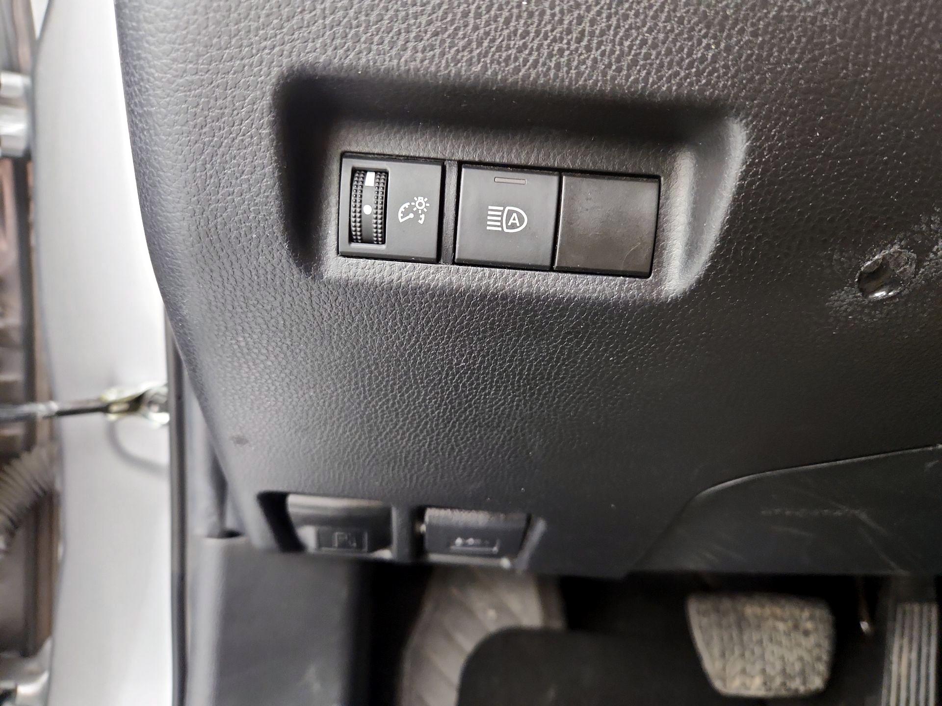 Thumbnail: 2023 Toyota RAV4 - 13