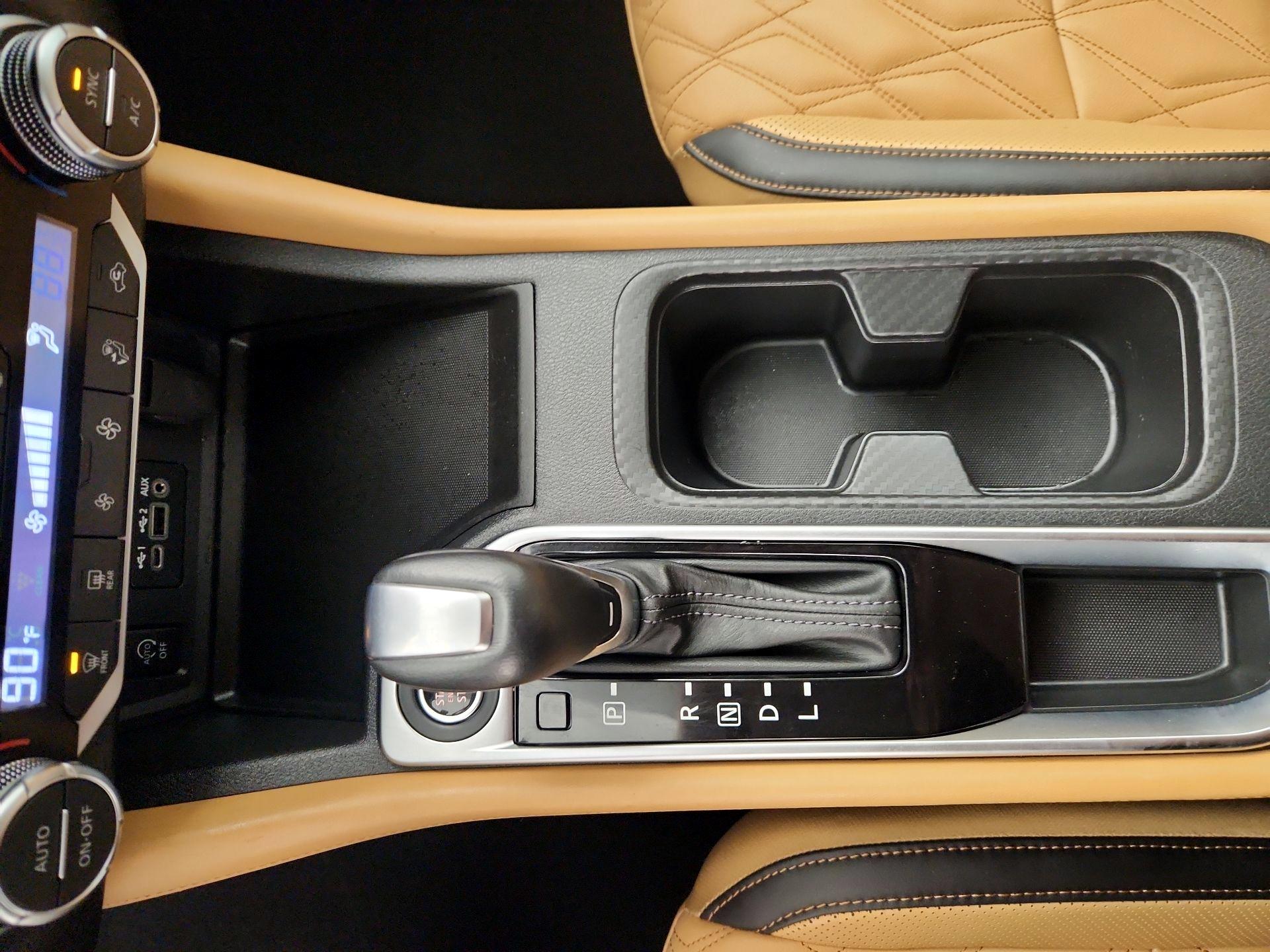 Thumbnail: 2024 Nissan Sentra - 17