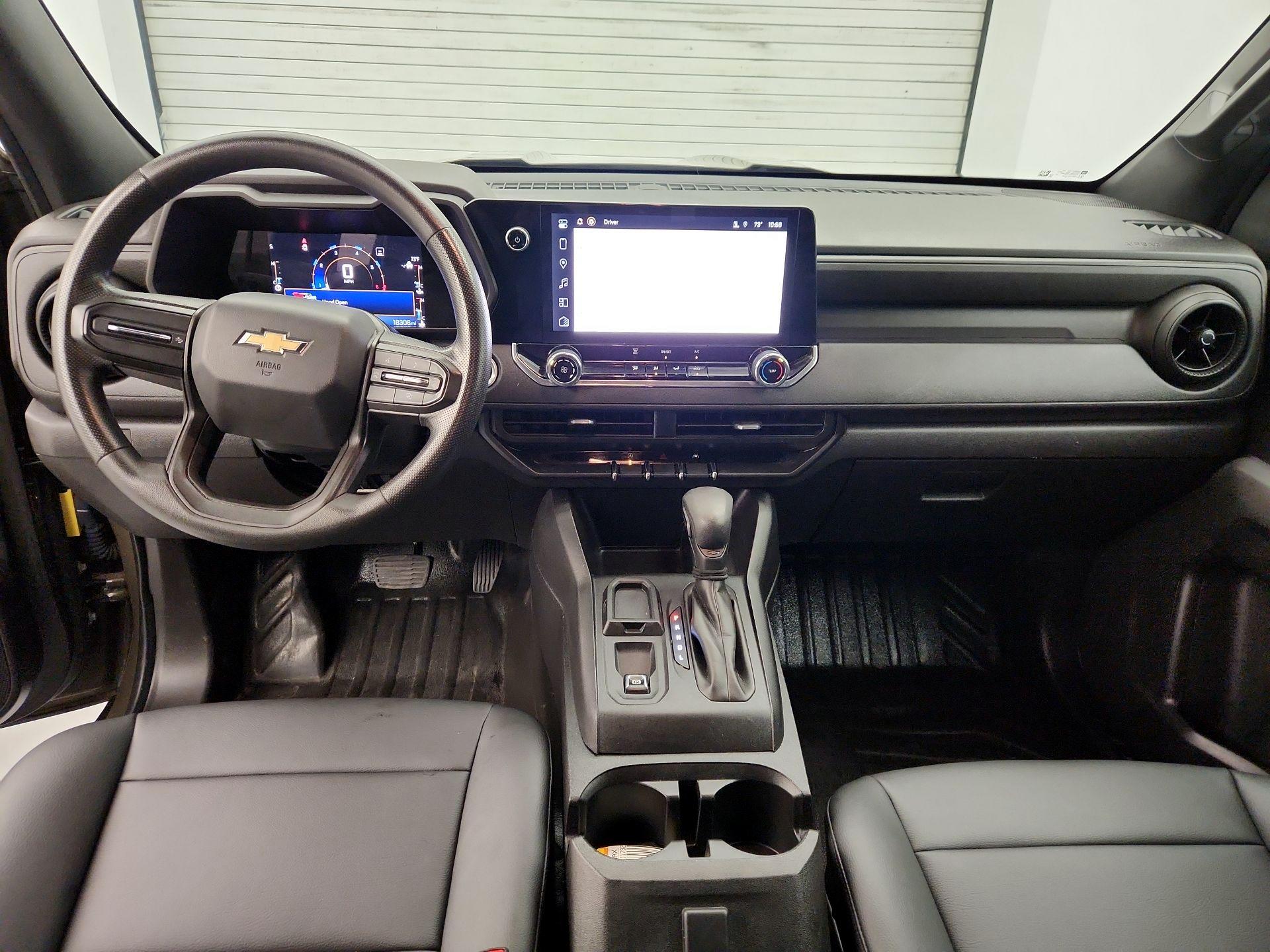 Thumbnail: 2023 Chevrolet Colorado - 9