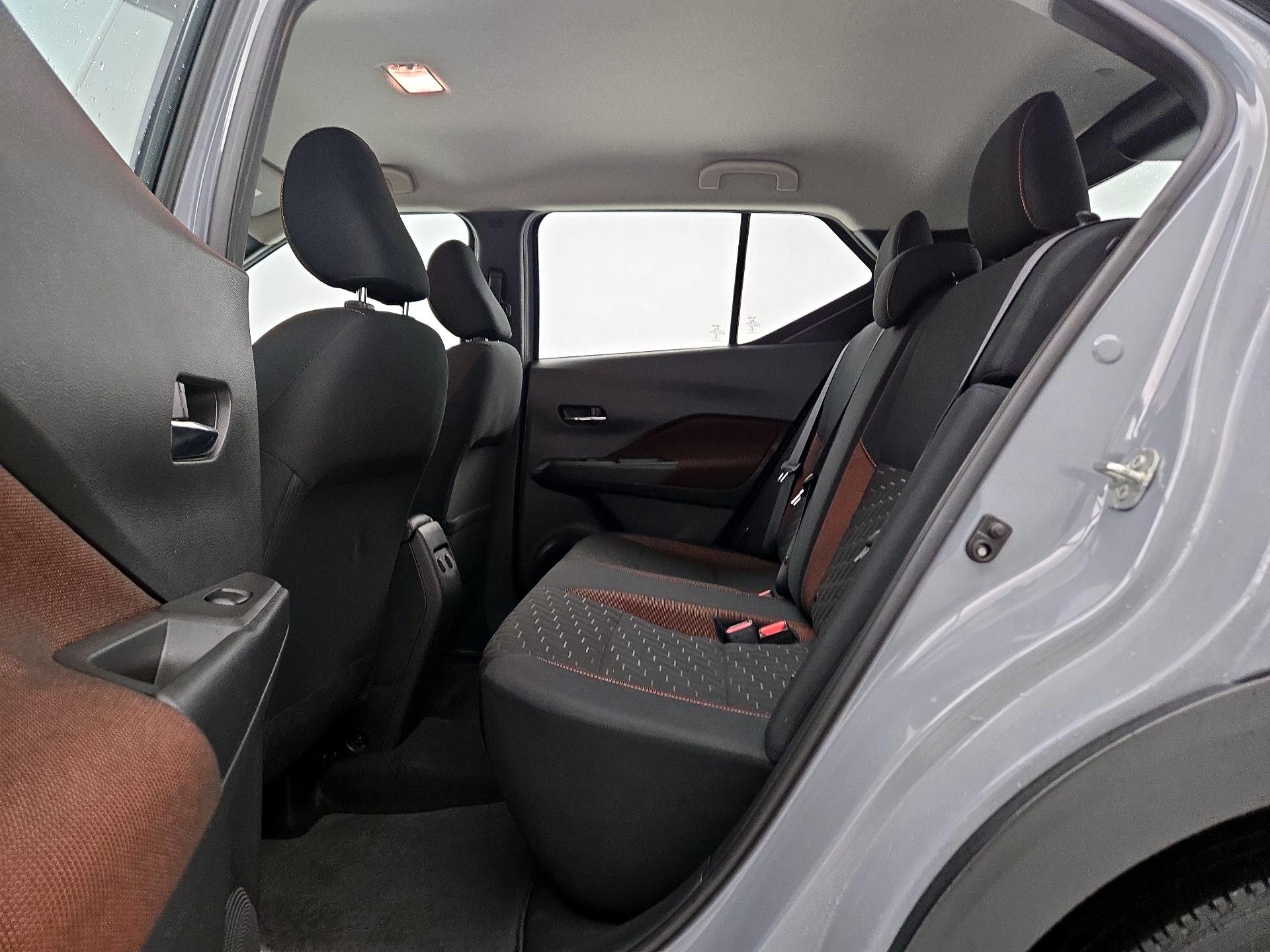 Thumbnail: 2023 Nissan Kicks - 18