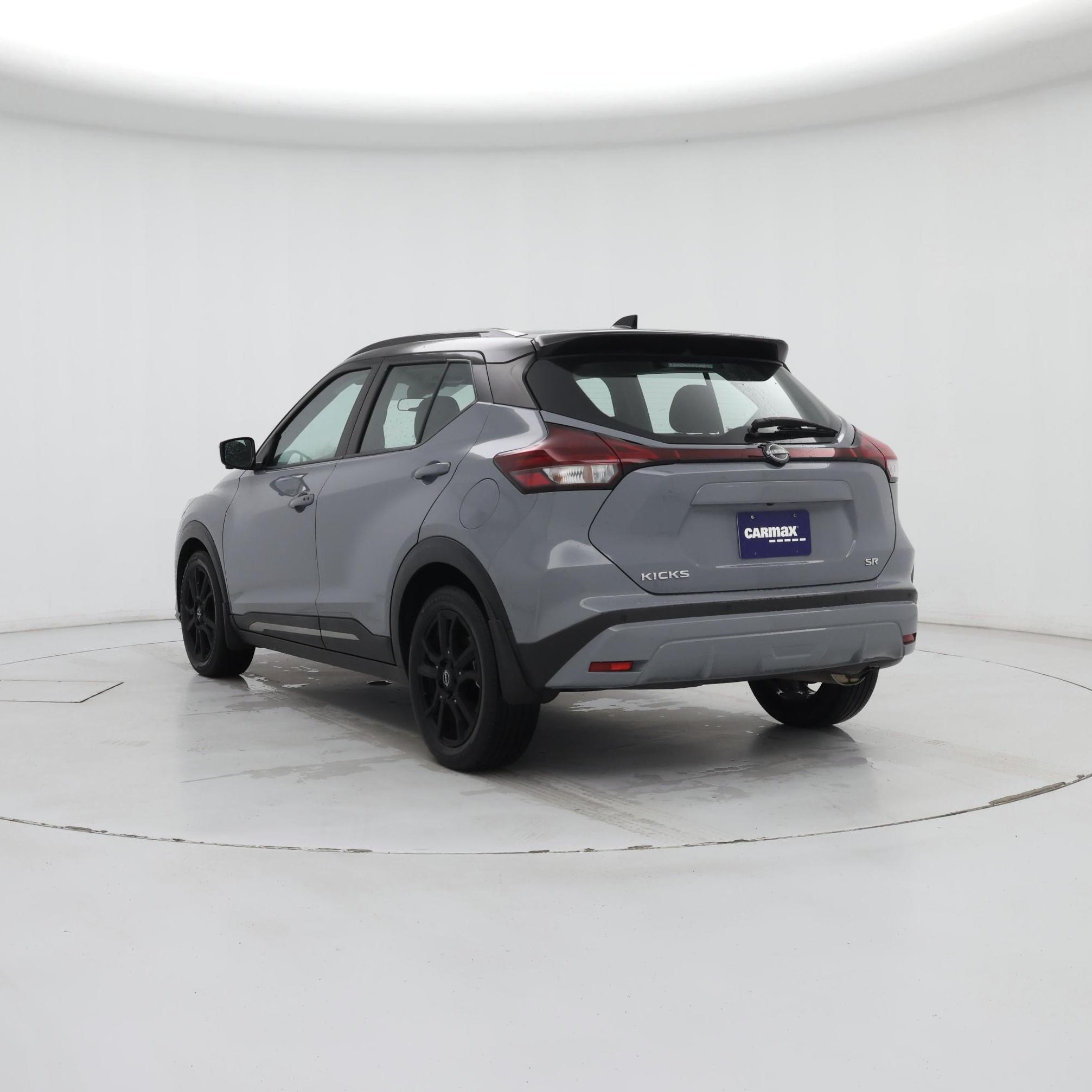 Thumbnail: 2023 Nissan Kicks - 2