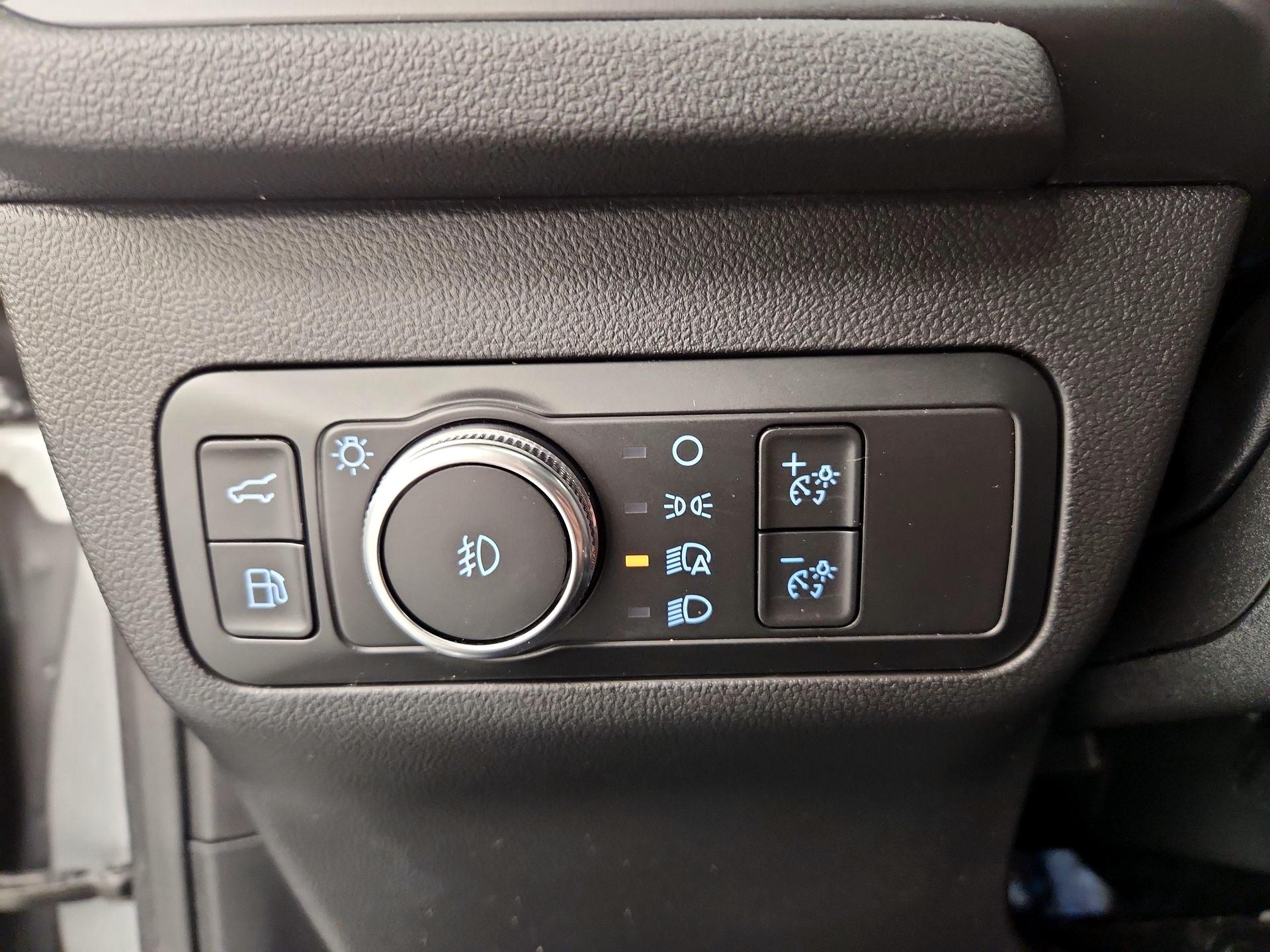 Thumbnail: 2022 Ford Escape - 13