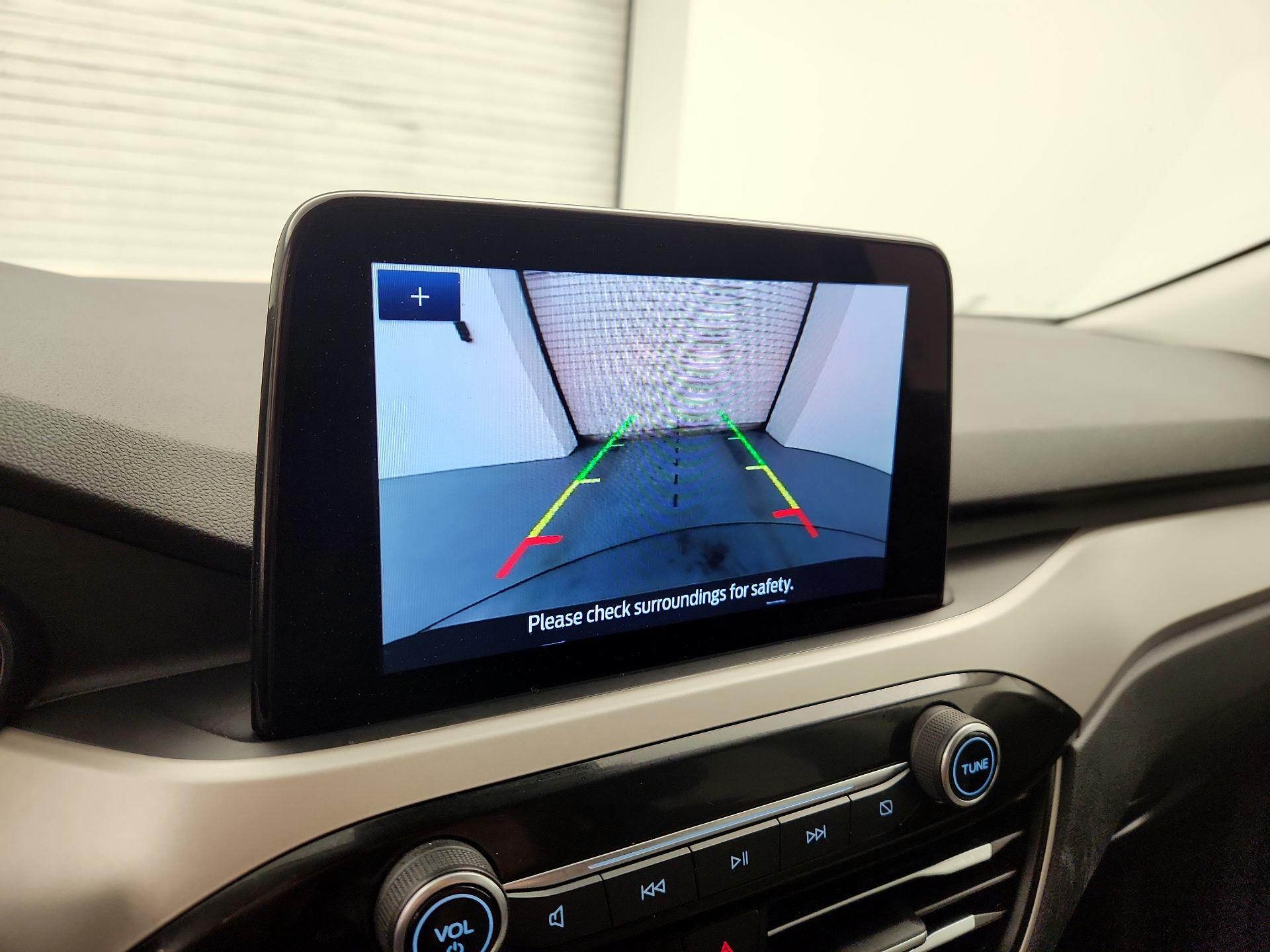 Thumbnail: 2022 Ford Escape - 14