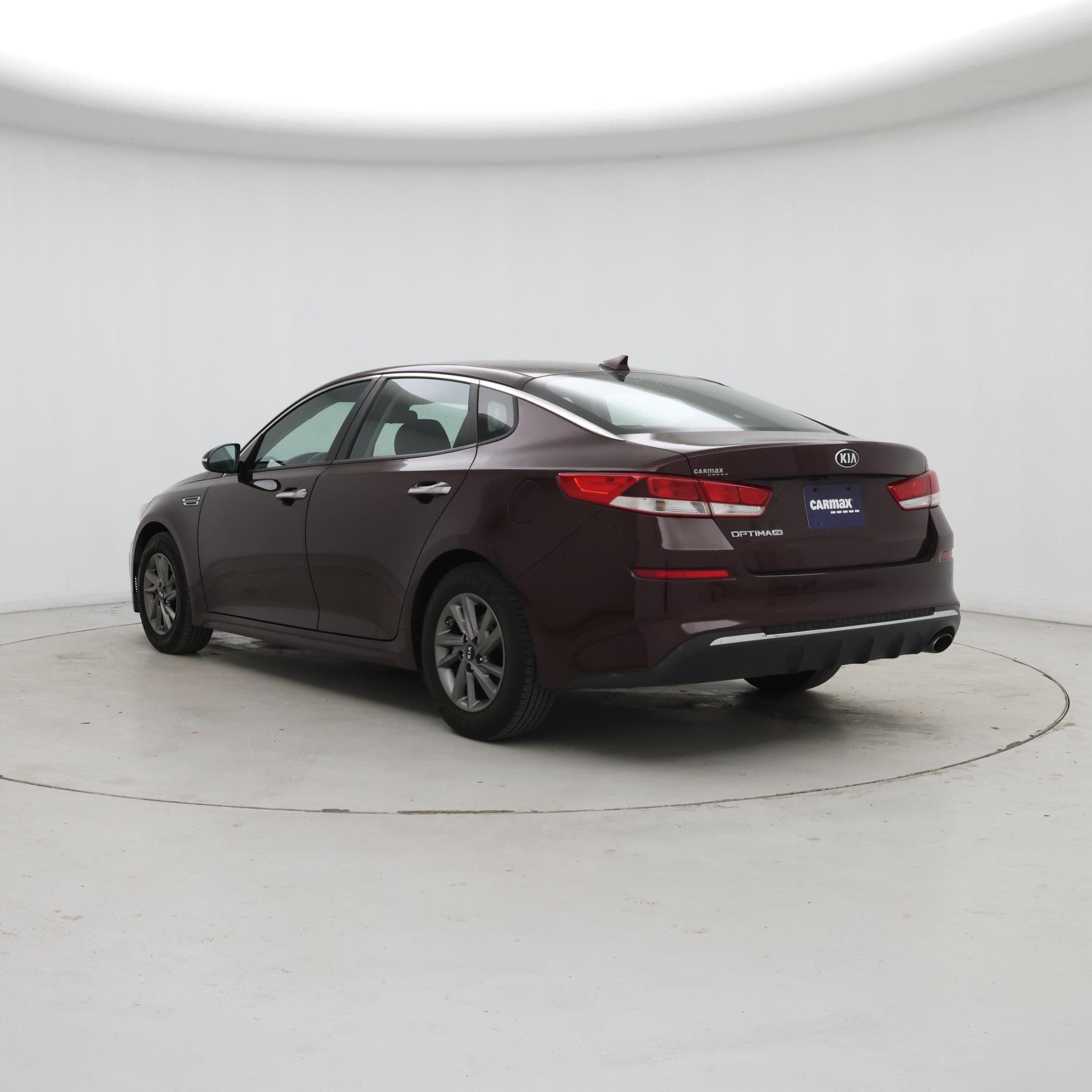 Thumbnail: 2020 Kia Optima - 2