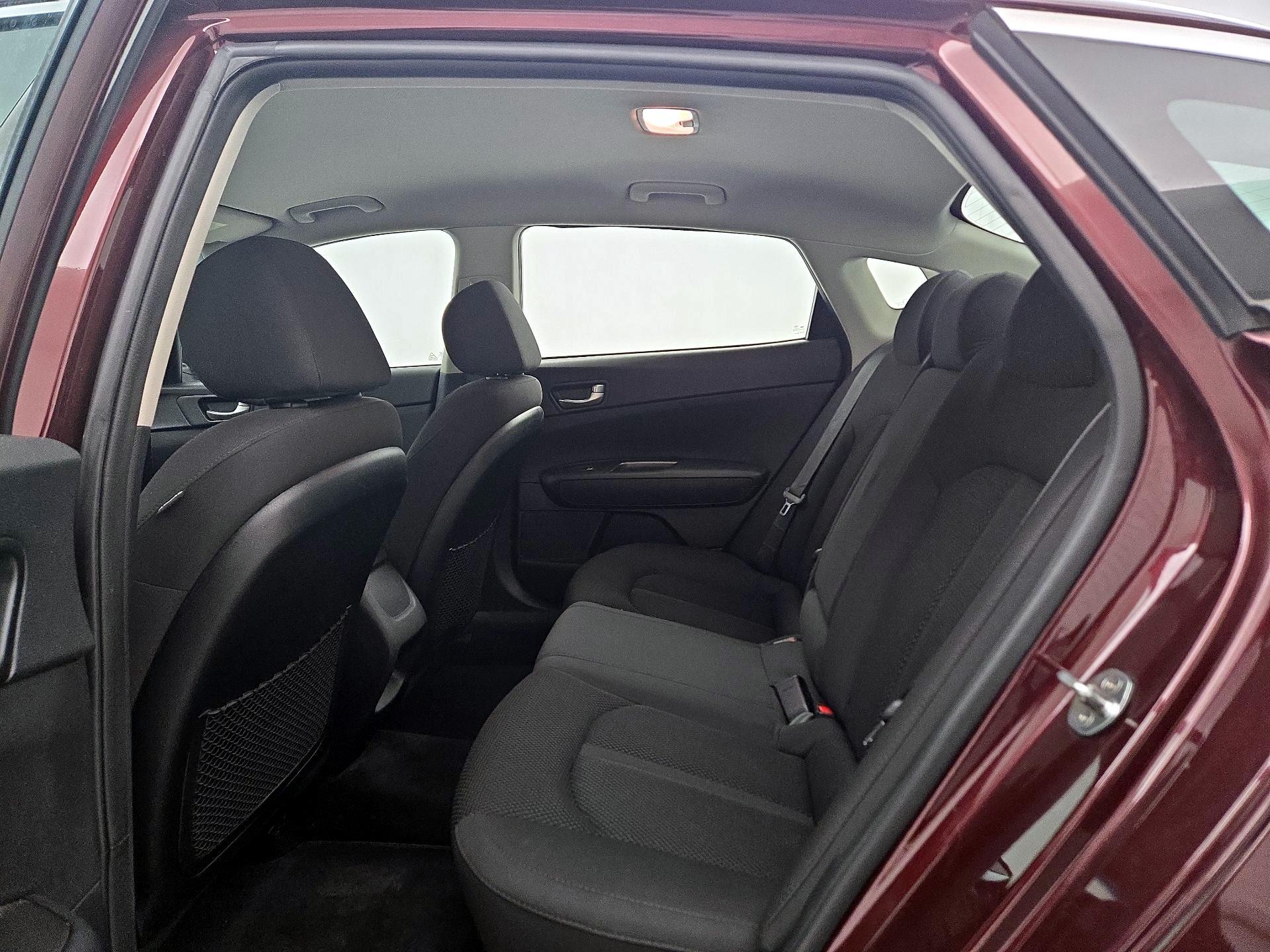 Thumbnail: 2020 Kia Optima - 19