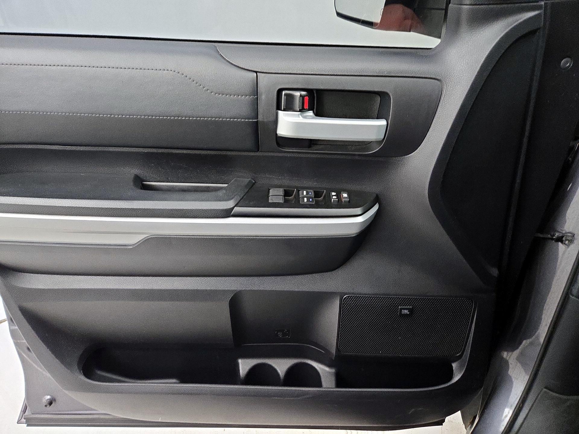 Thumbnail: 2021 Toyota Tundra - 12