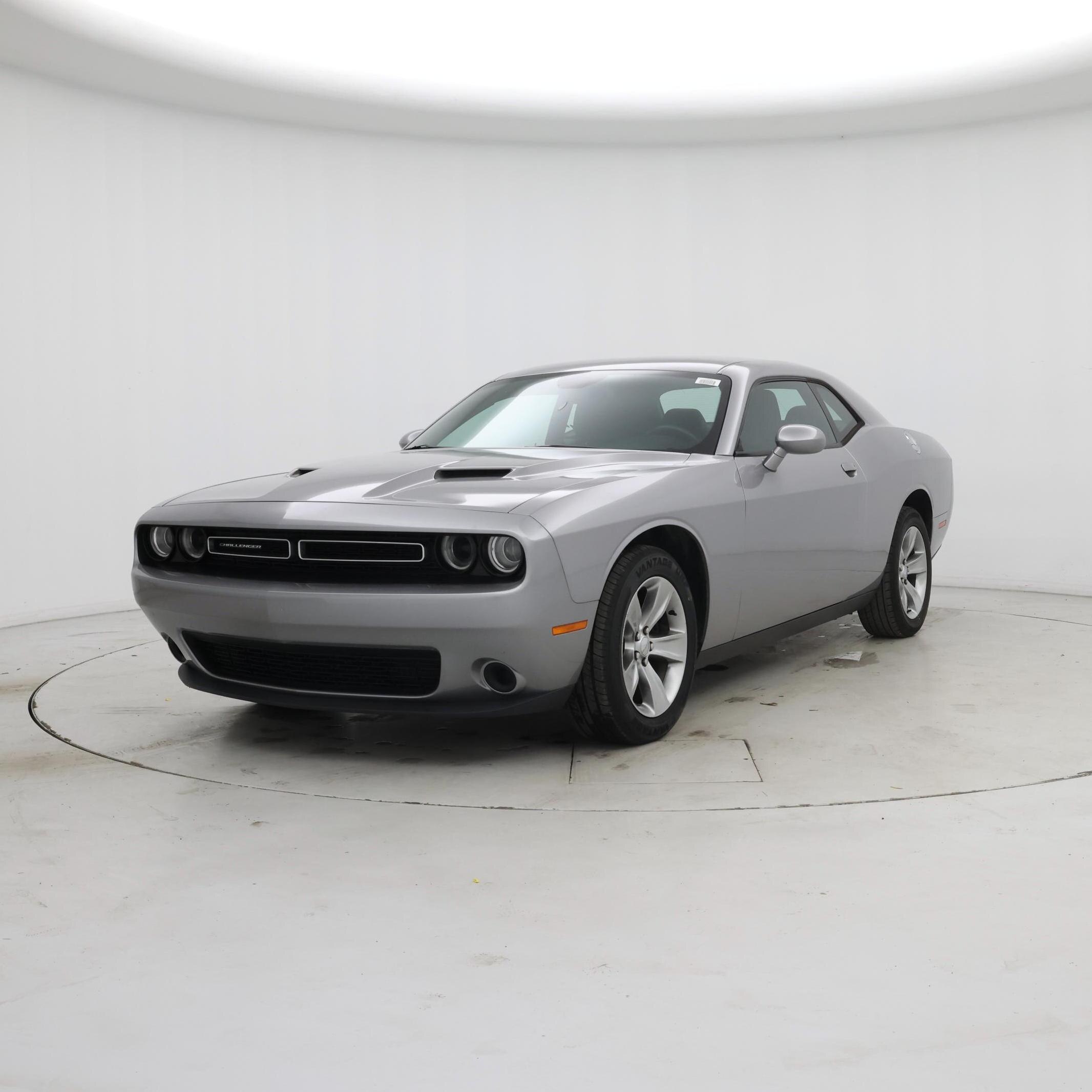 Thumbnail: 2016 Dodge Challenger - 4