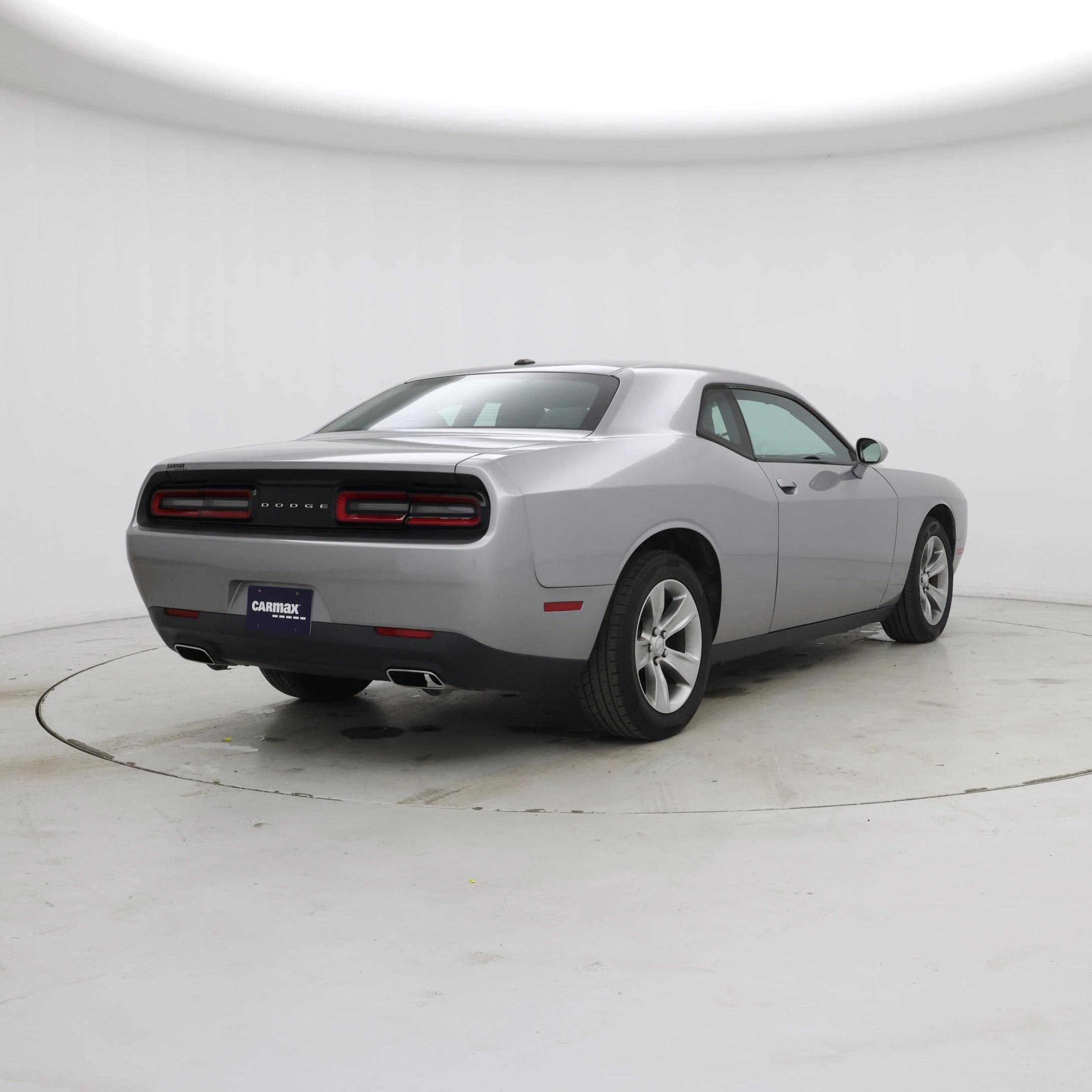 Thumbnail: 2016 Dodge Challenger - 8