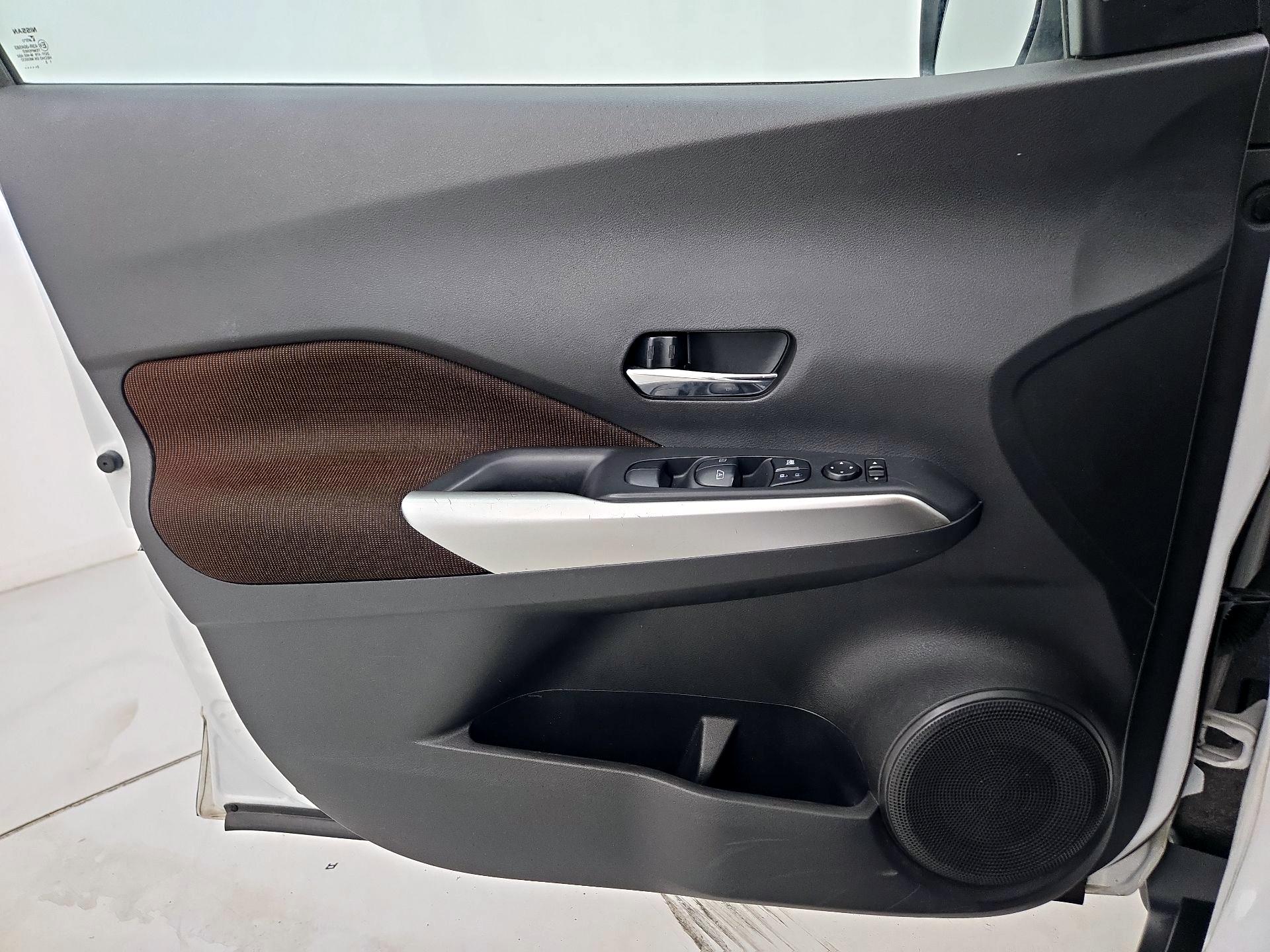 Thumbnail: 2020 Nissan Kicks - 12