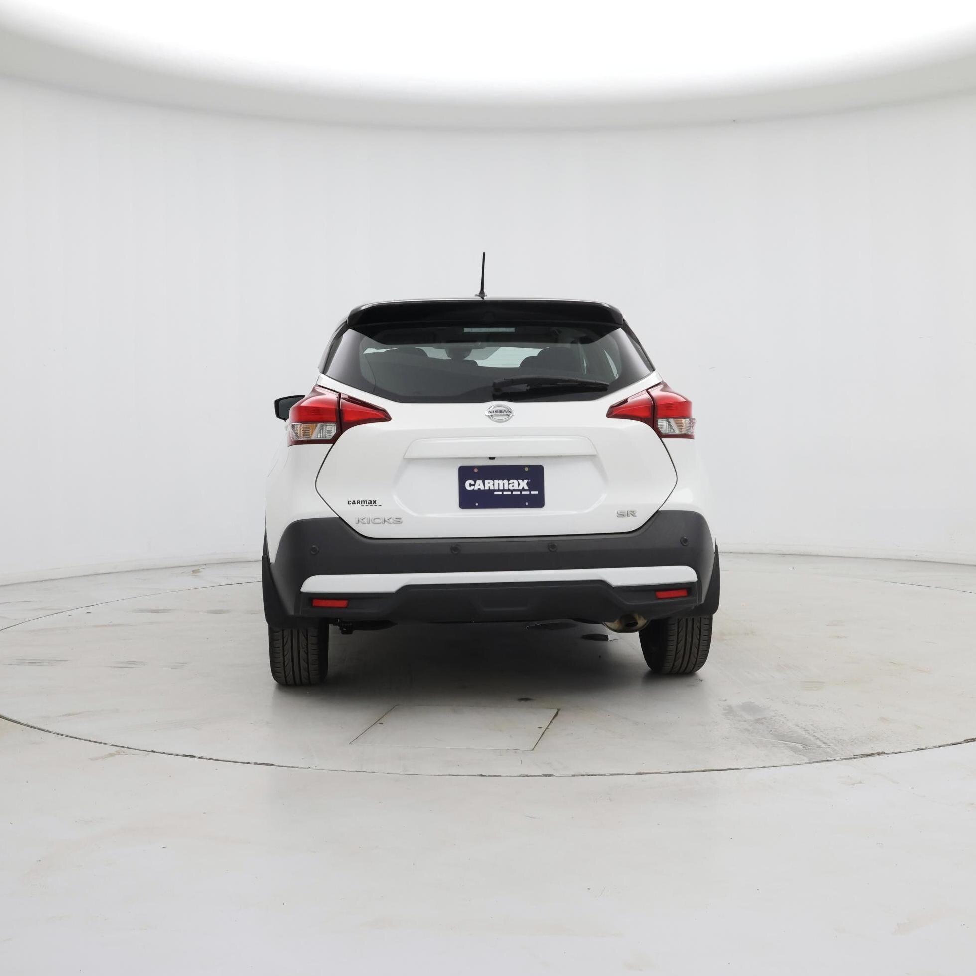 Thumbnail: 2020 Nissan Kicks - 6