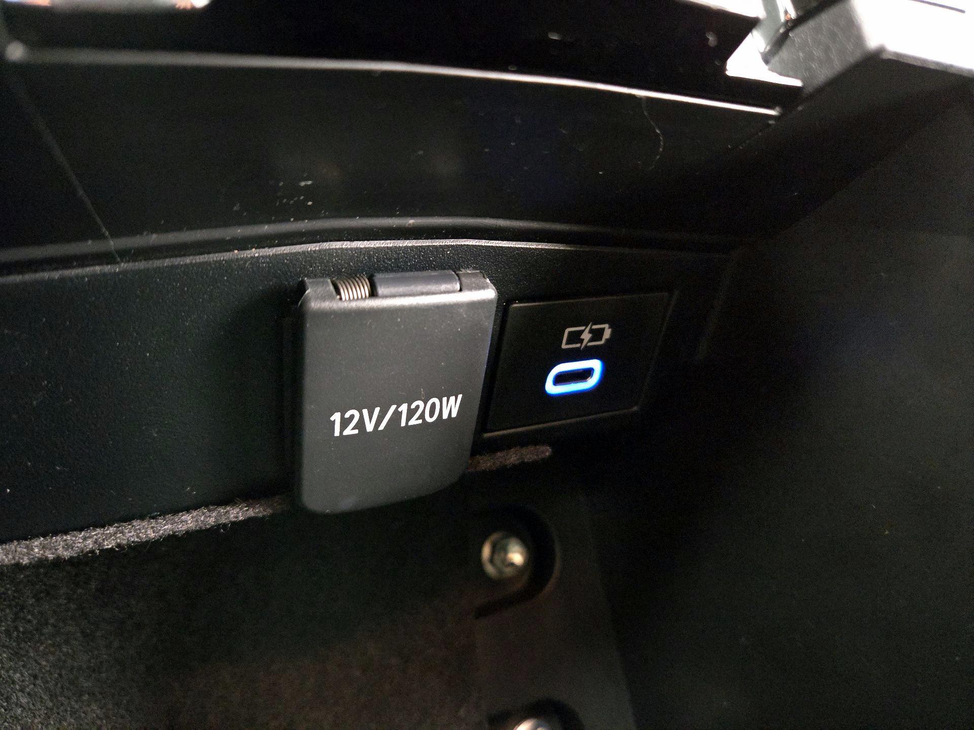 Thumbnail: 2022 Toyota Corolla - 18