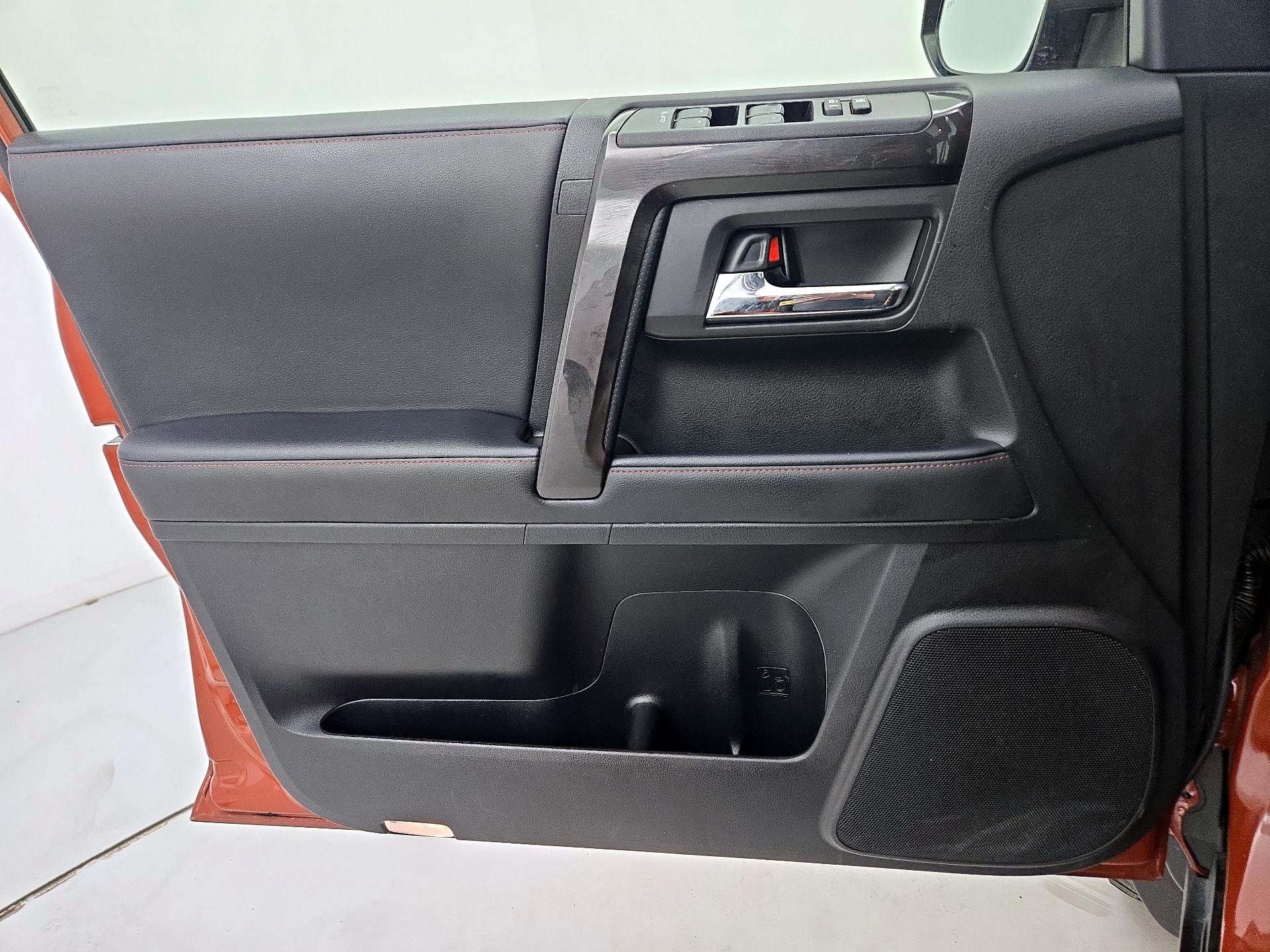 Thumbnail: 2024 Toyota 4Runner - 12