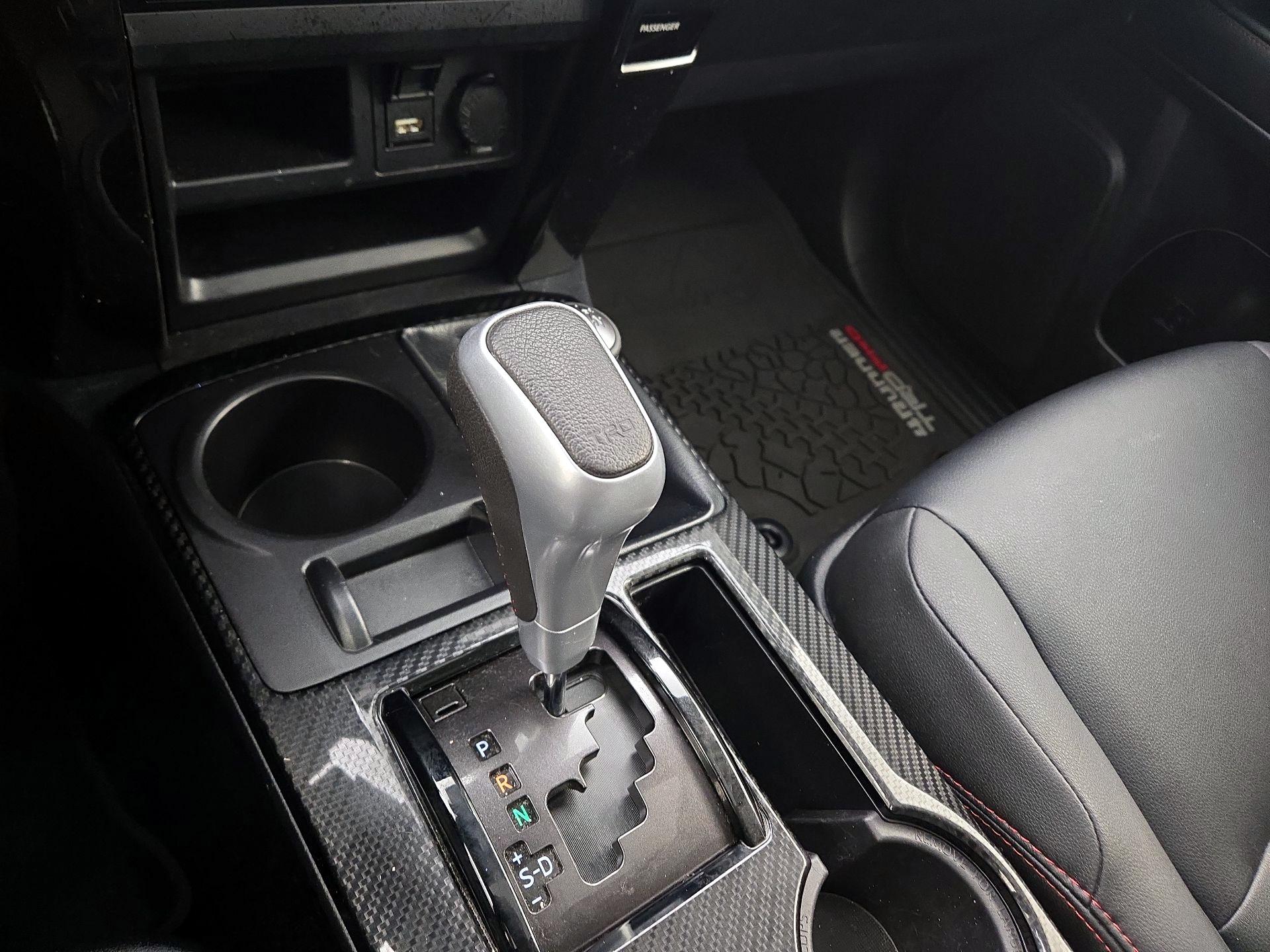 Thumbnail: 2024 Toyota 4Runner - 18