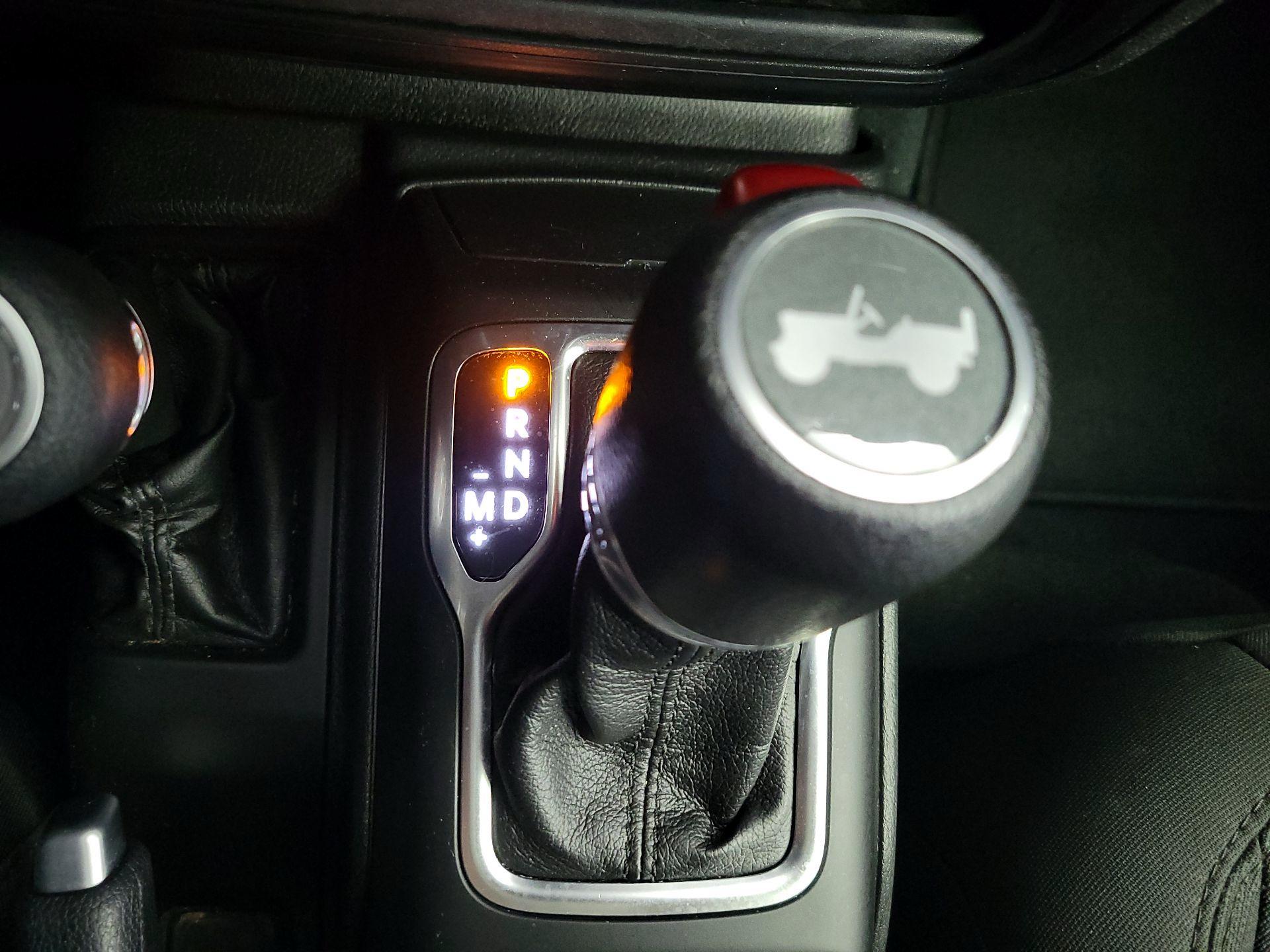 Thumbnail: 2022 Jeep Wrangler - 17