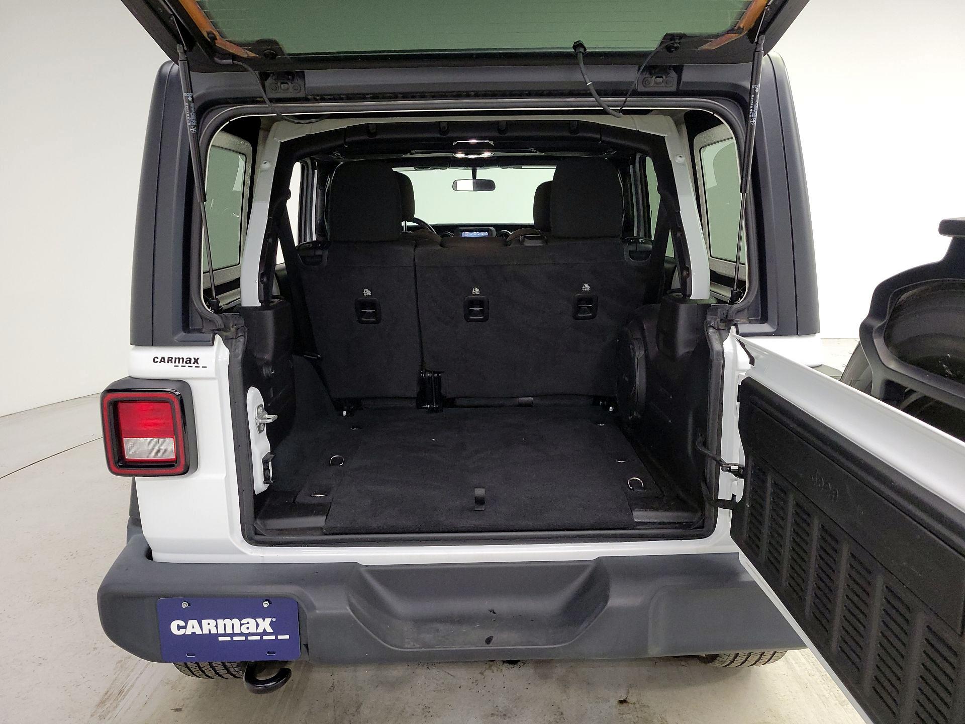 Thumbnail: 2022 Jeep Wrangler - 20