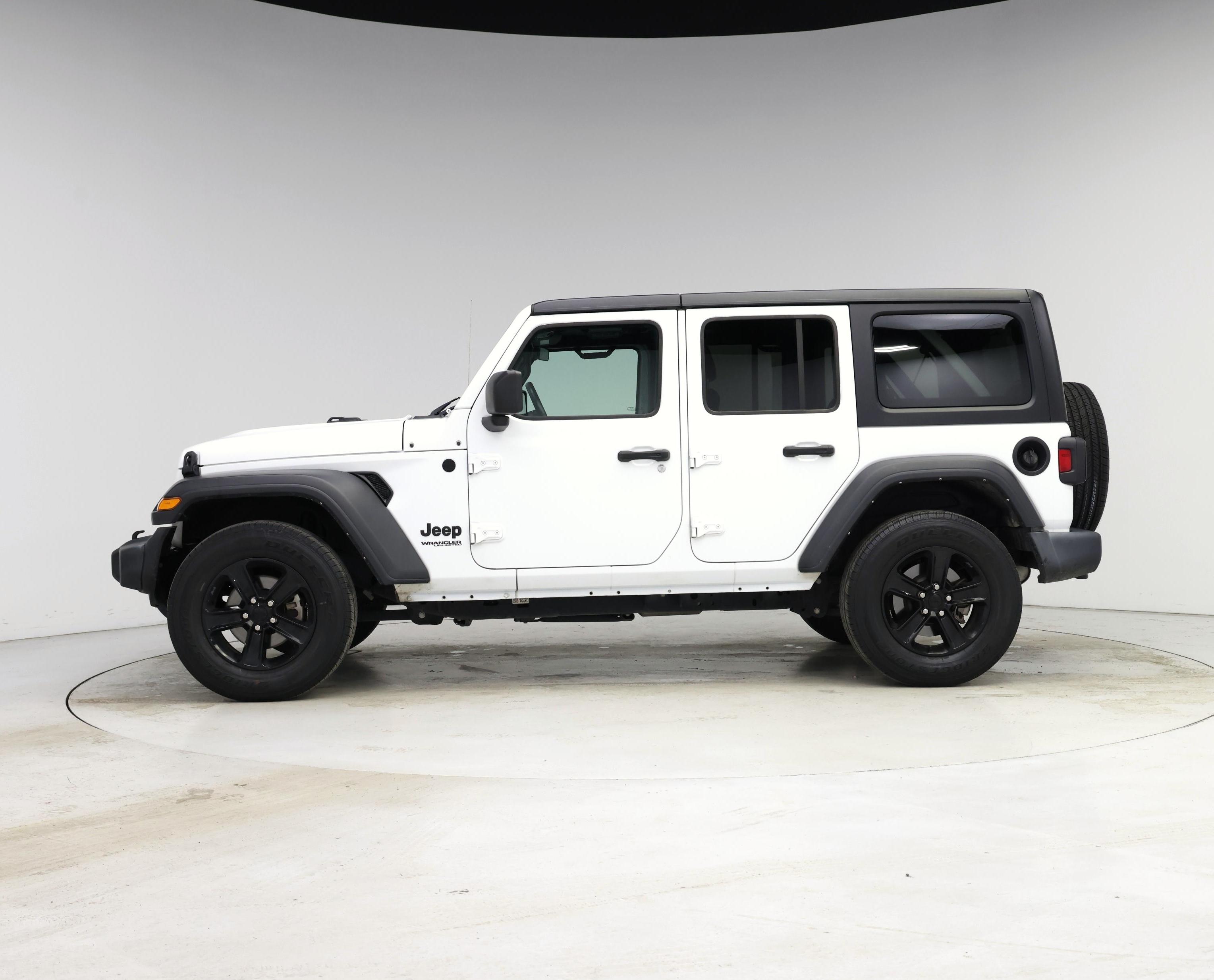 Thumbnail: 2022 Jeep Wrangler - 3