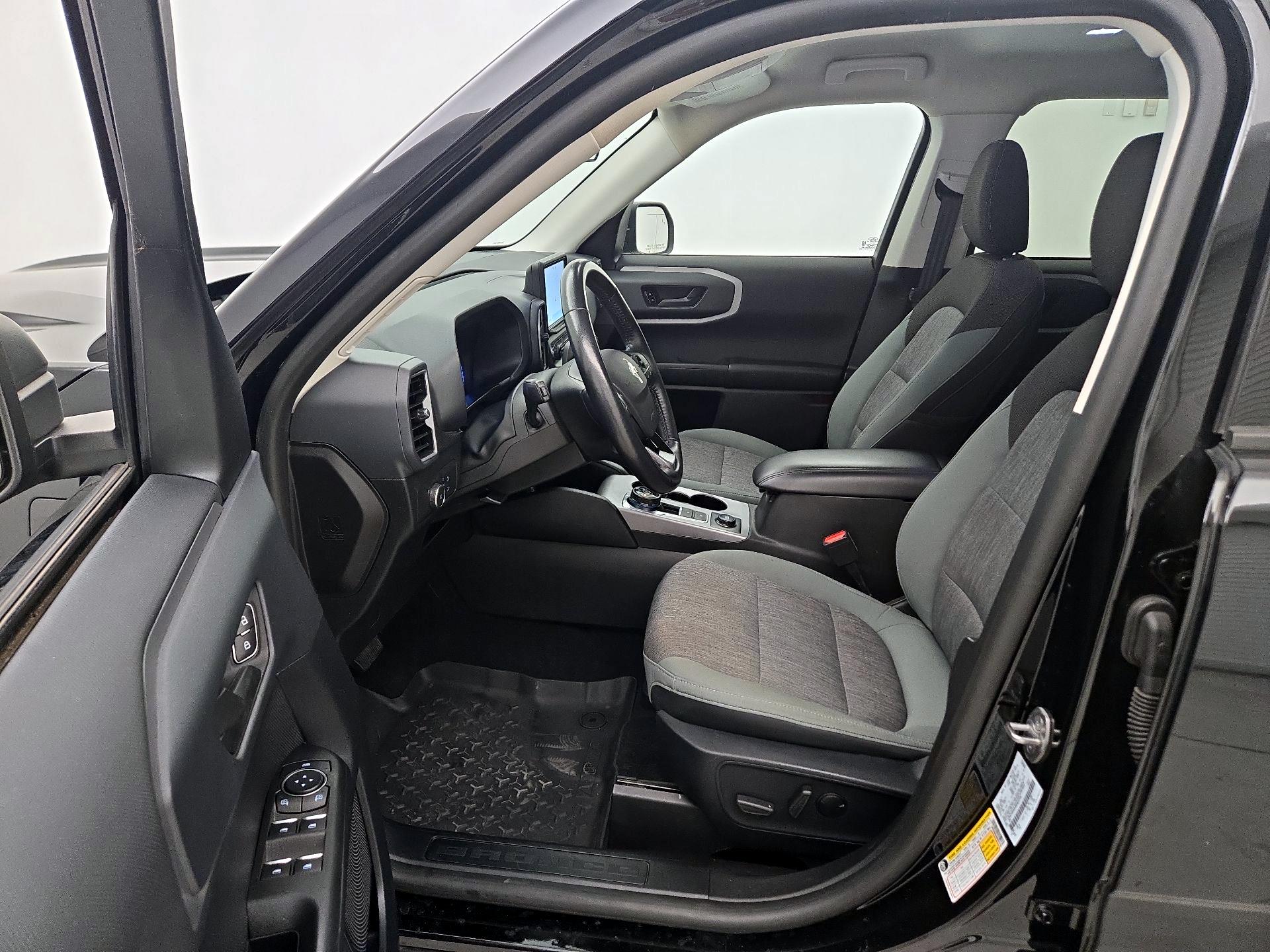 Thumbnail: 2021 Ford Bronco Sport - 11