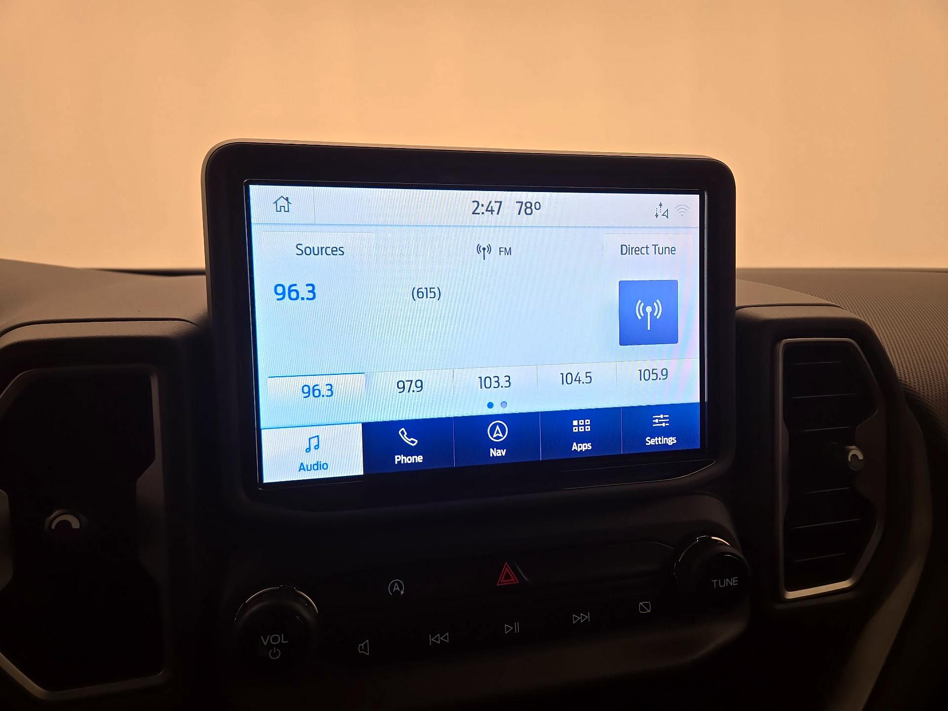 Thumbnail: 2021 Ford Bronco Sport - 16