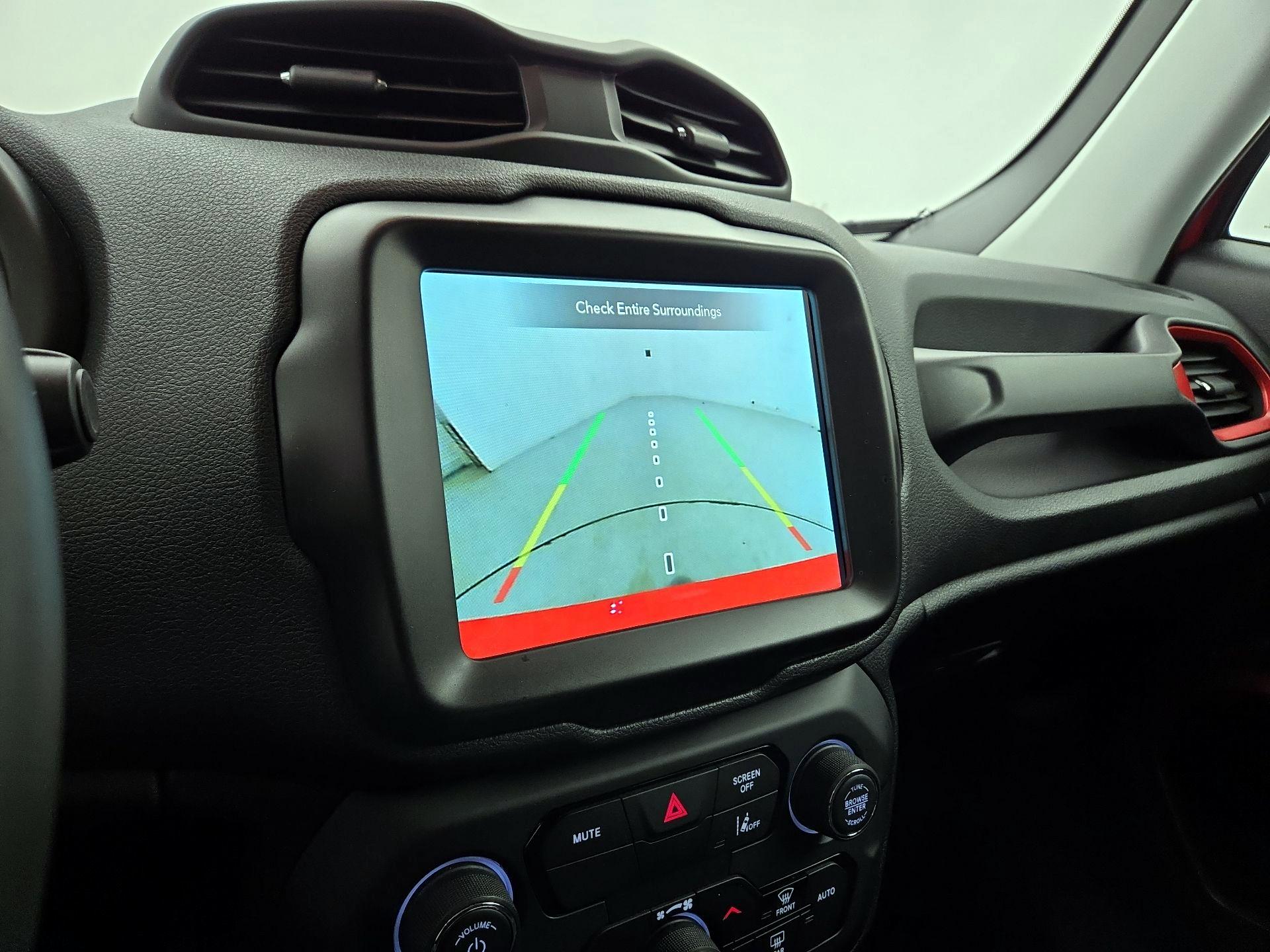 Thumbnail: 2023 Jeep Renegade - 14