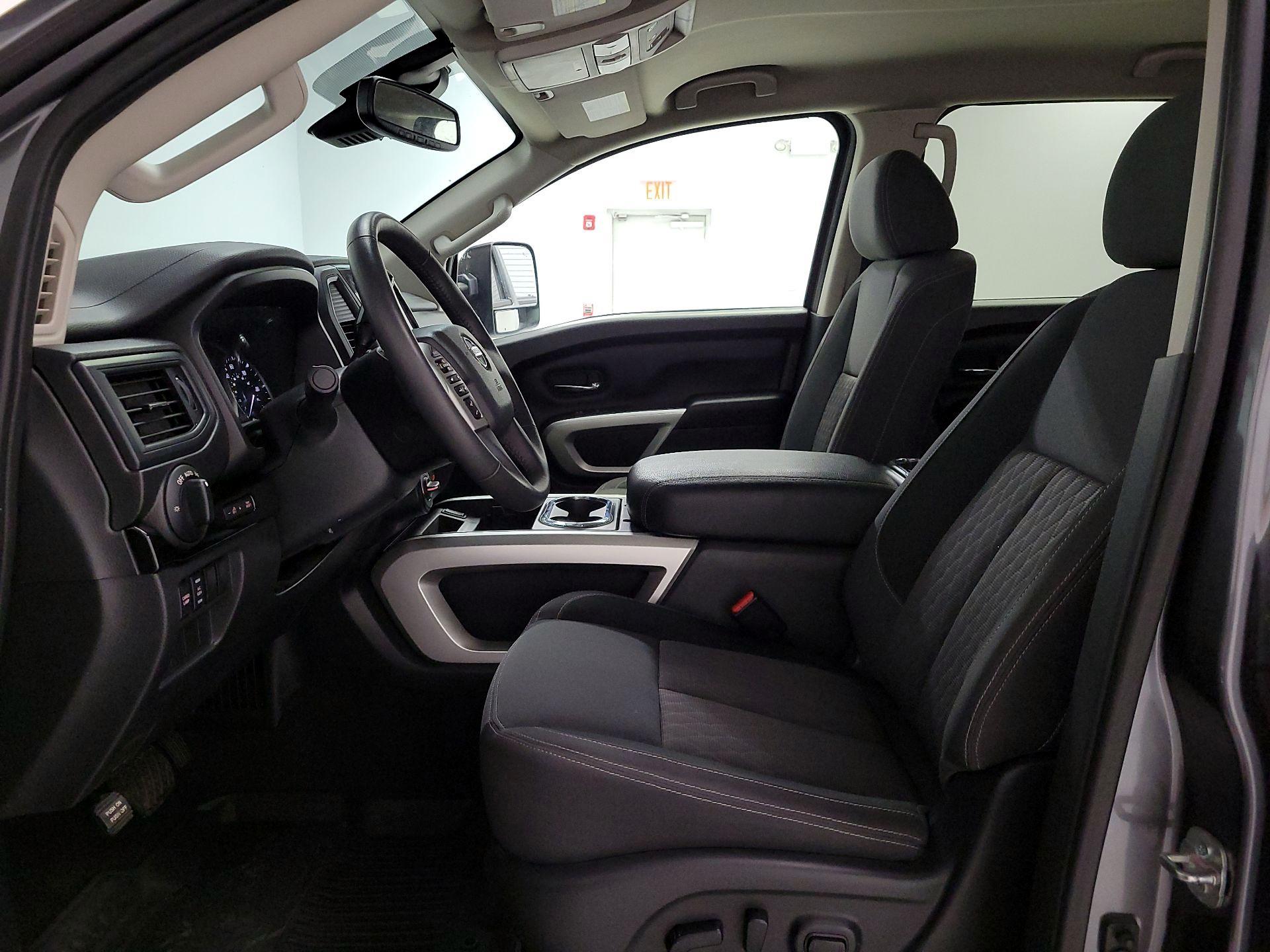 Thumbnail: 2022 Nissan Titan - 11