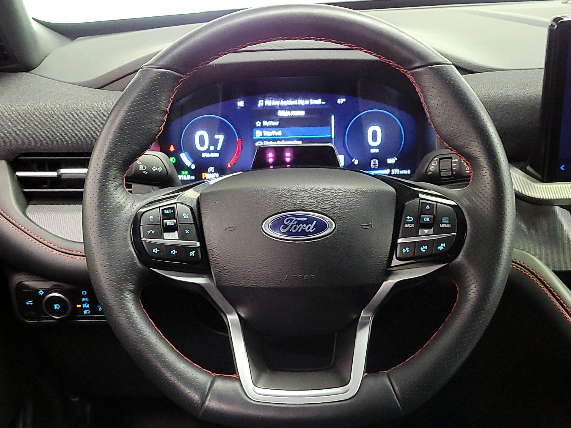 Thumbnail: 2025 Ford Explorer - 10